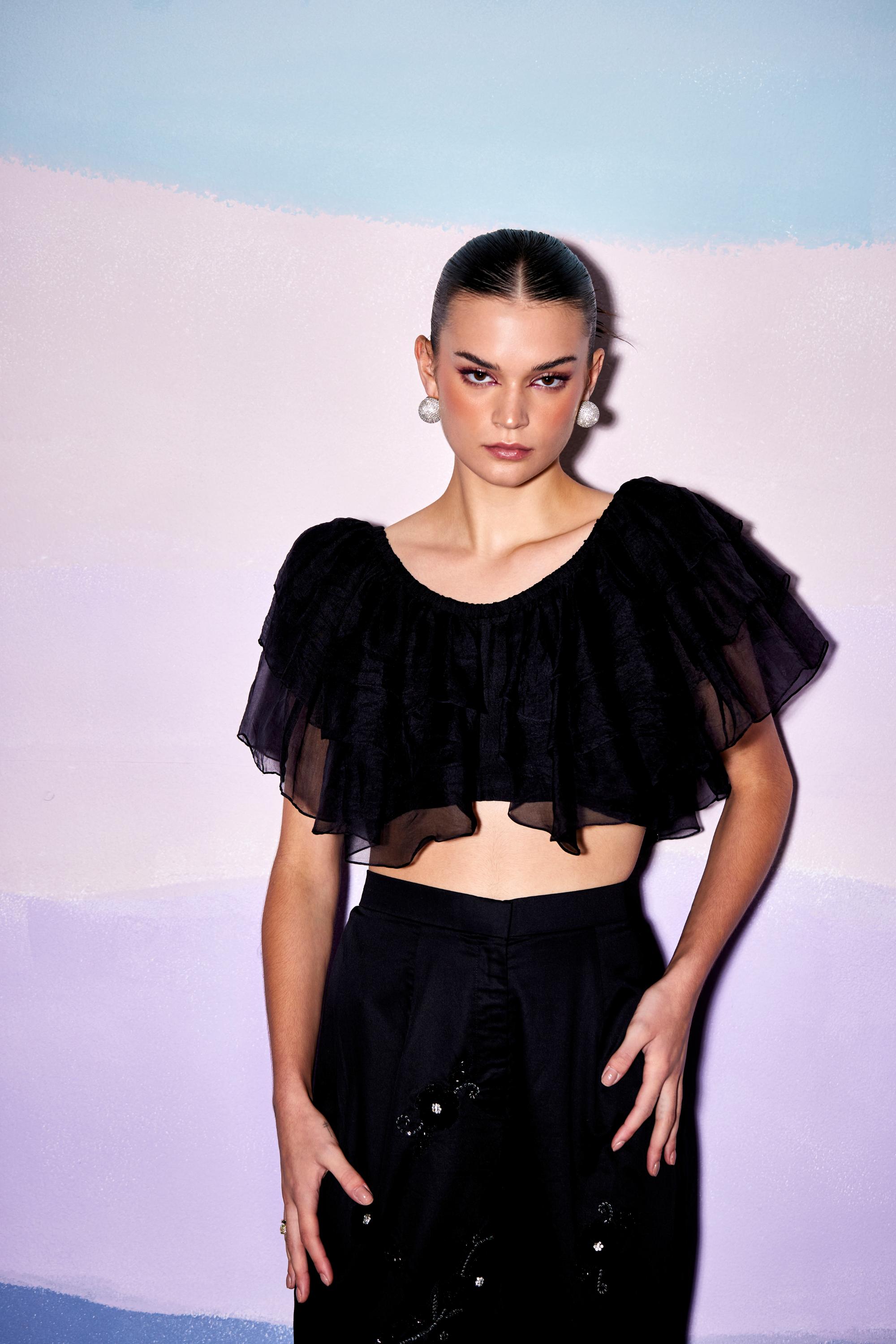 FRILLED CROP TOP