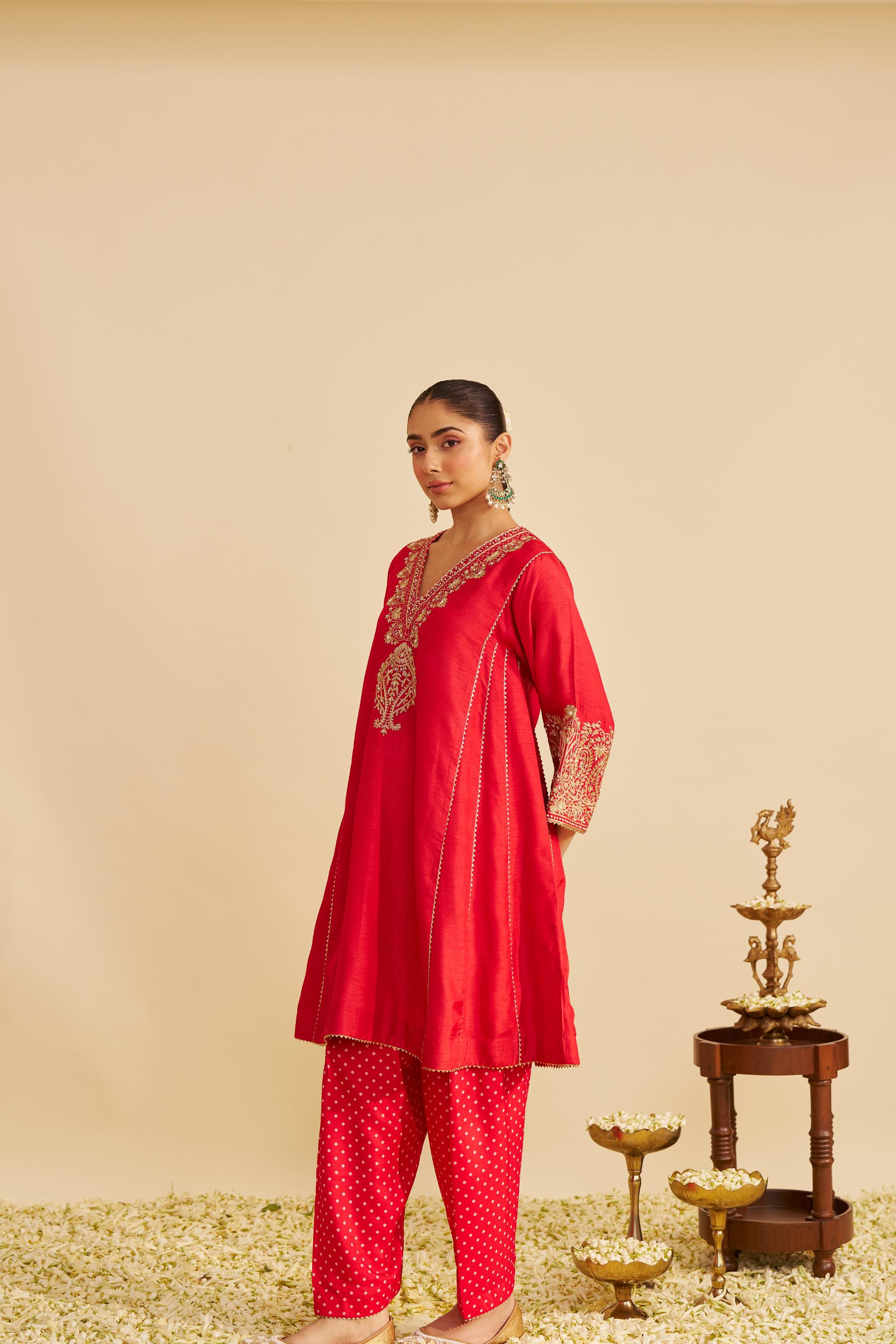 NIYAH - SHORT CHAUGA WITH SALWAR