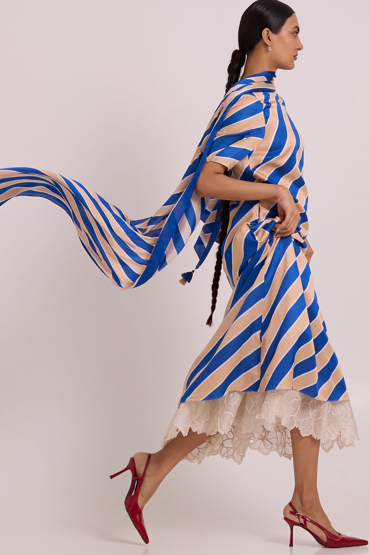 Roshny – The Empress Long Dress