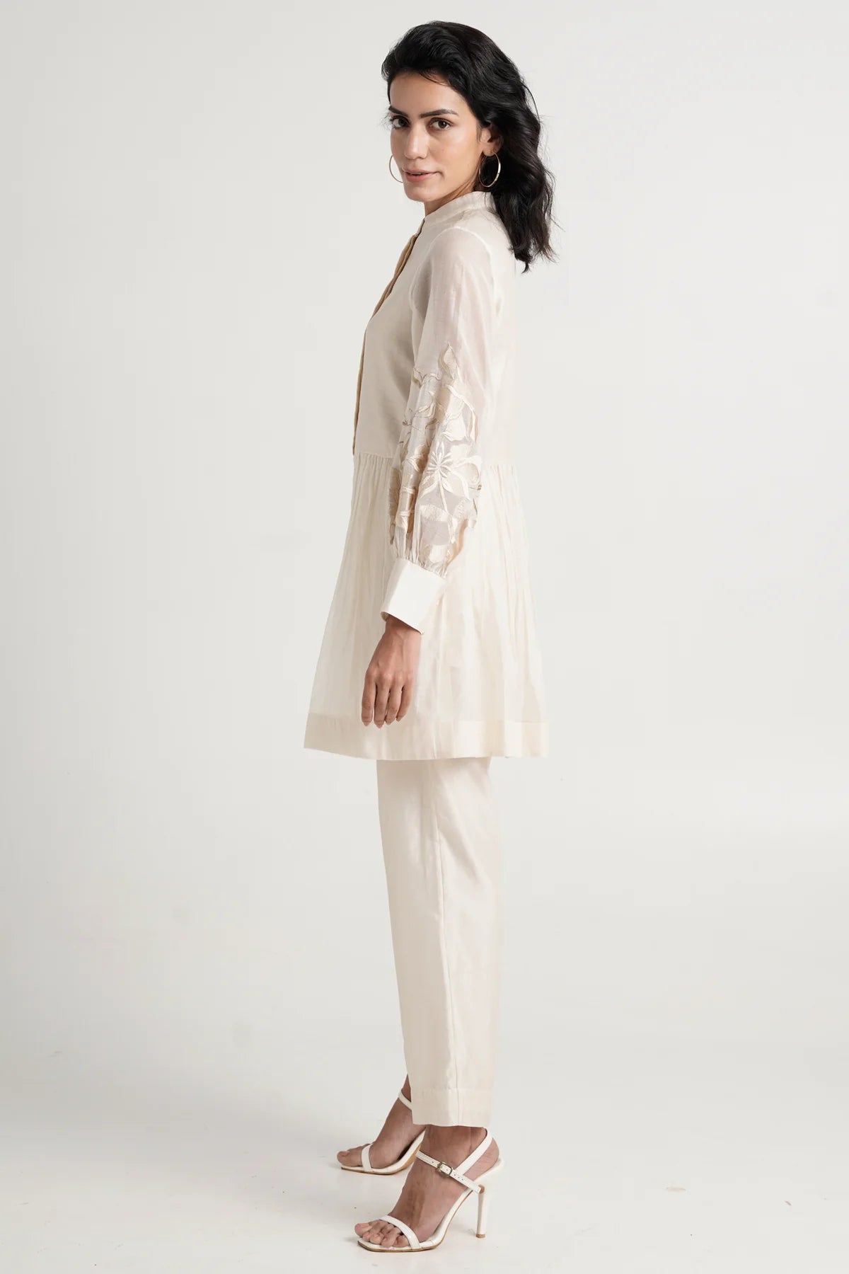 Ivory Abe