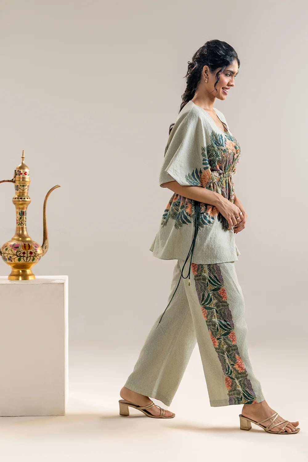 Kaira Embellished Kaftan Set