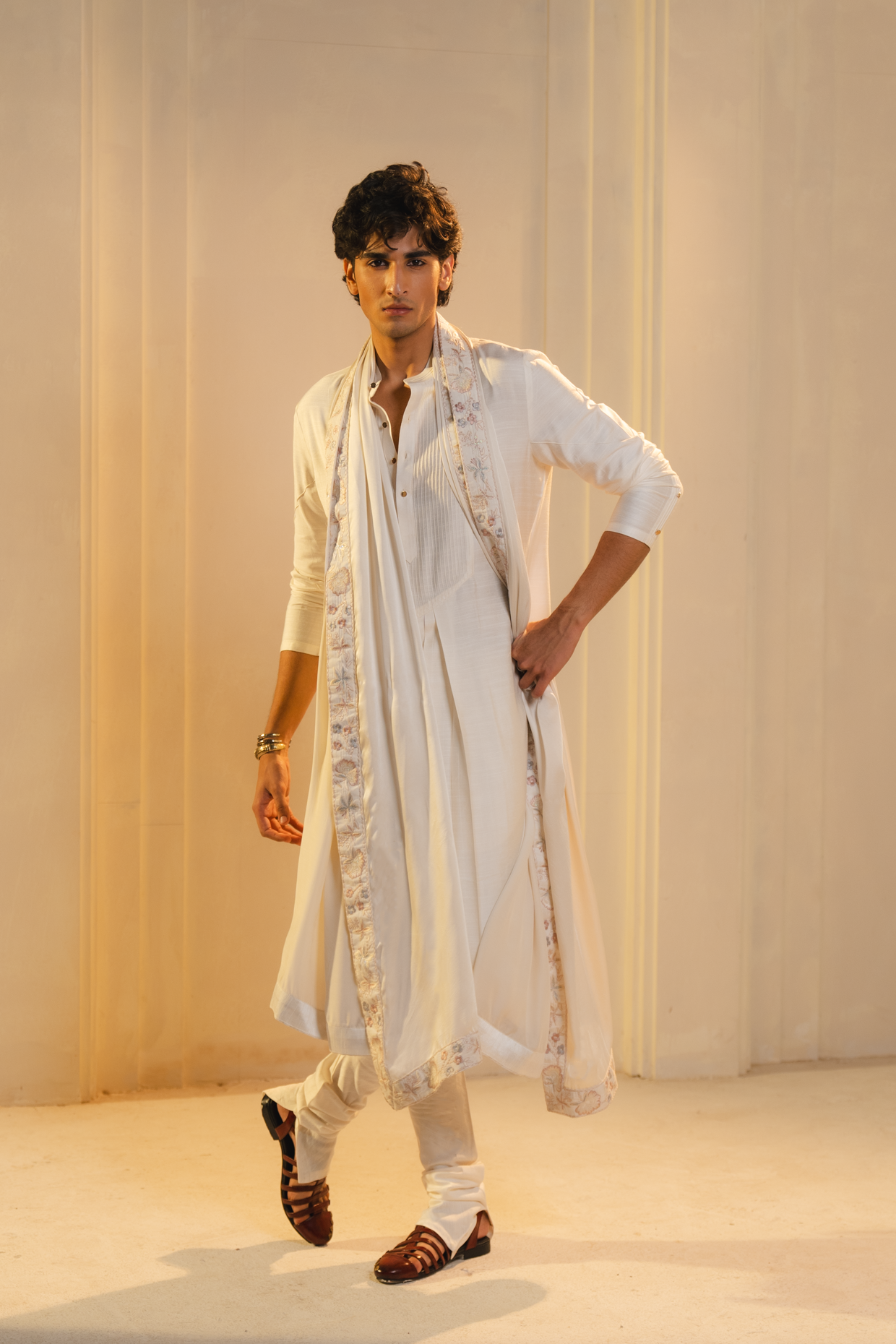 THE SABLE KURTA SET