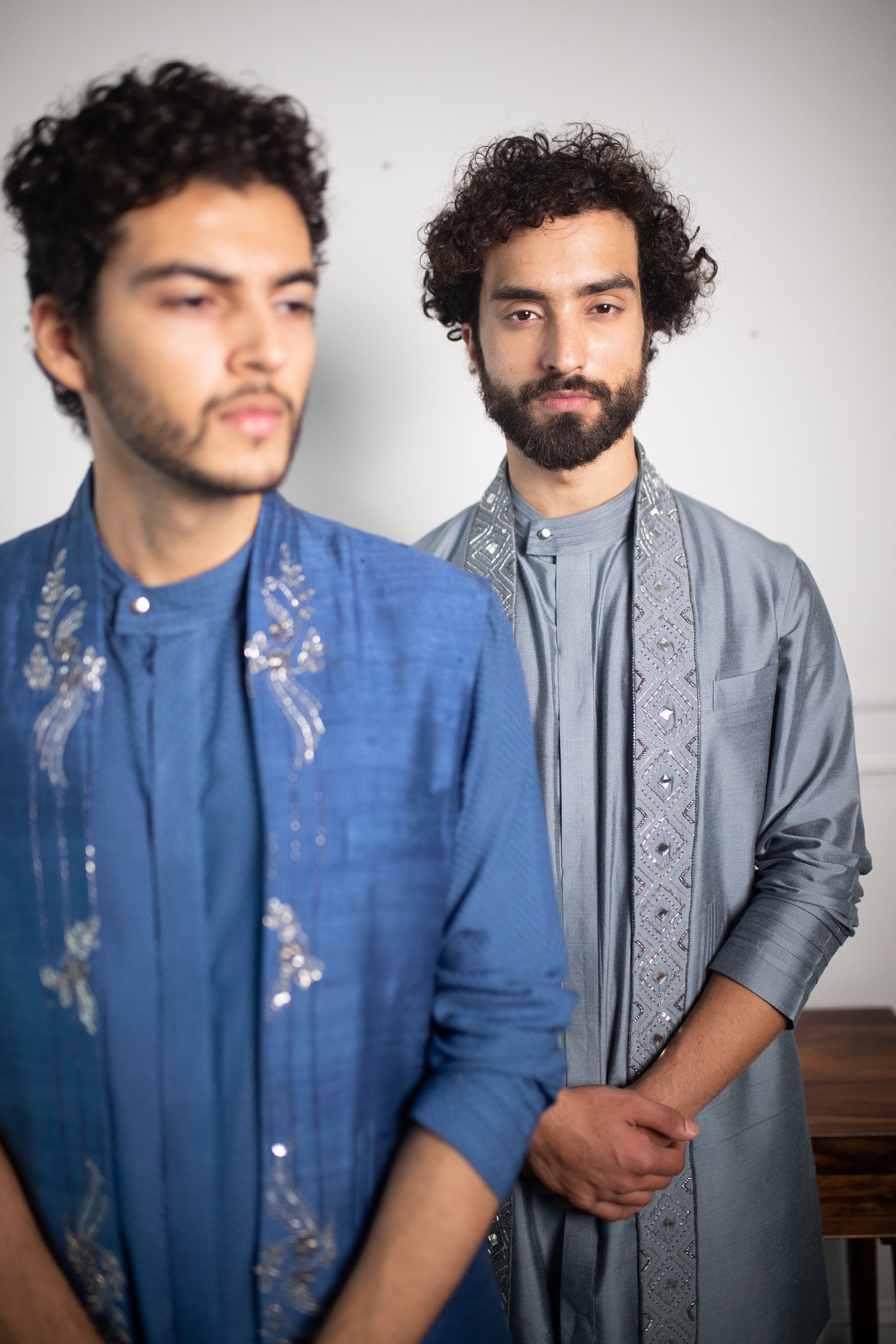 Moonless light shrug set