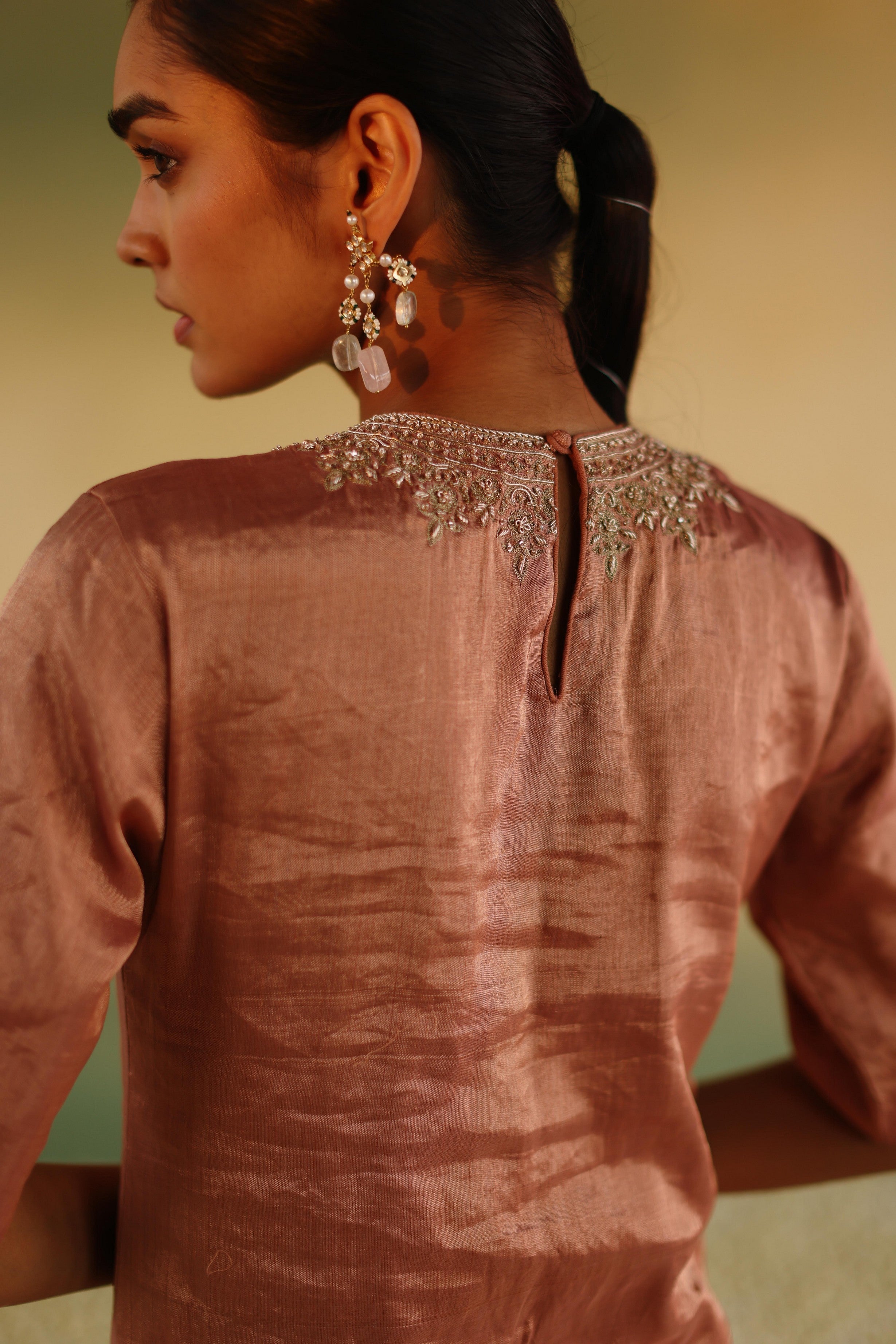 Manjari : The first blossom (Rose gold)