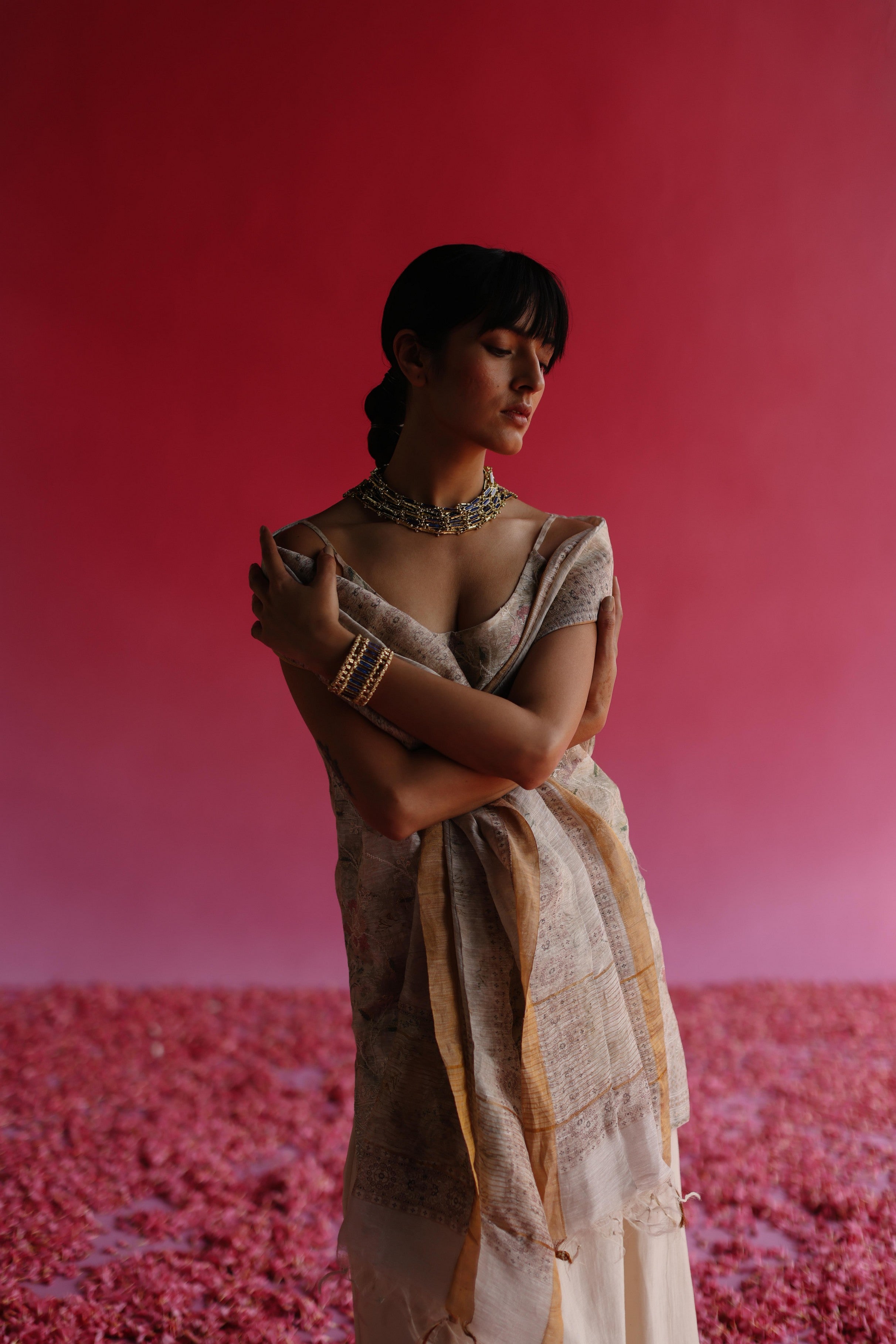 Kaner : The evergreen blossom (White)