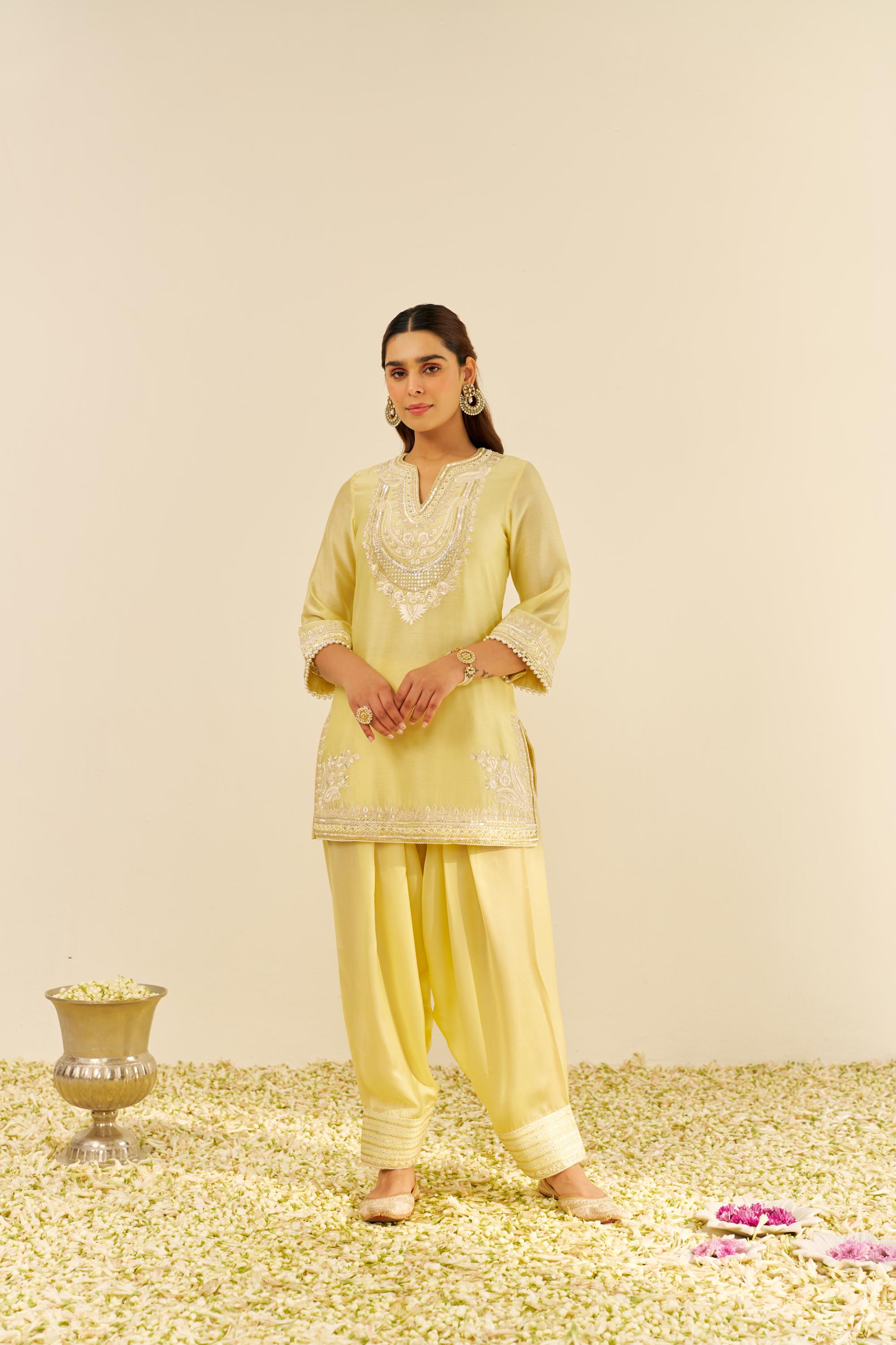 SARA - SHORT KURTA WITH SALWAR AND DUPATTA