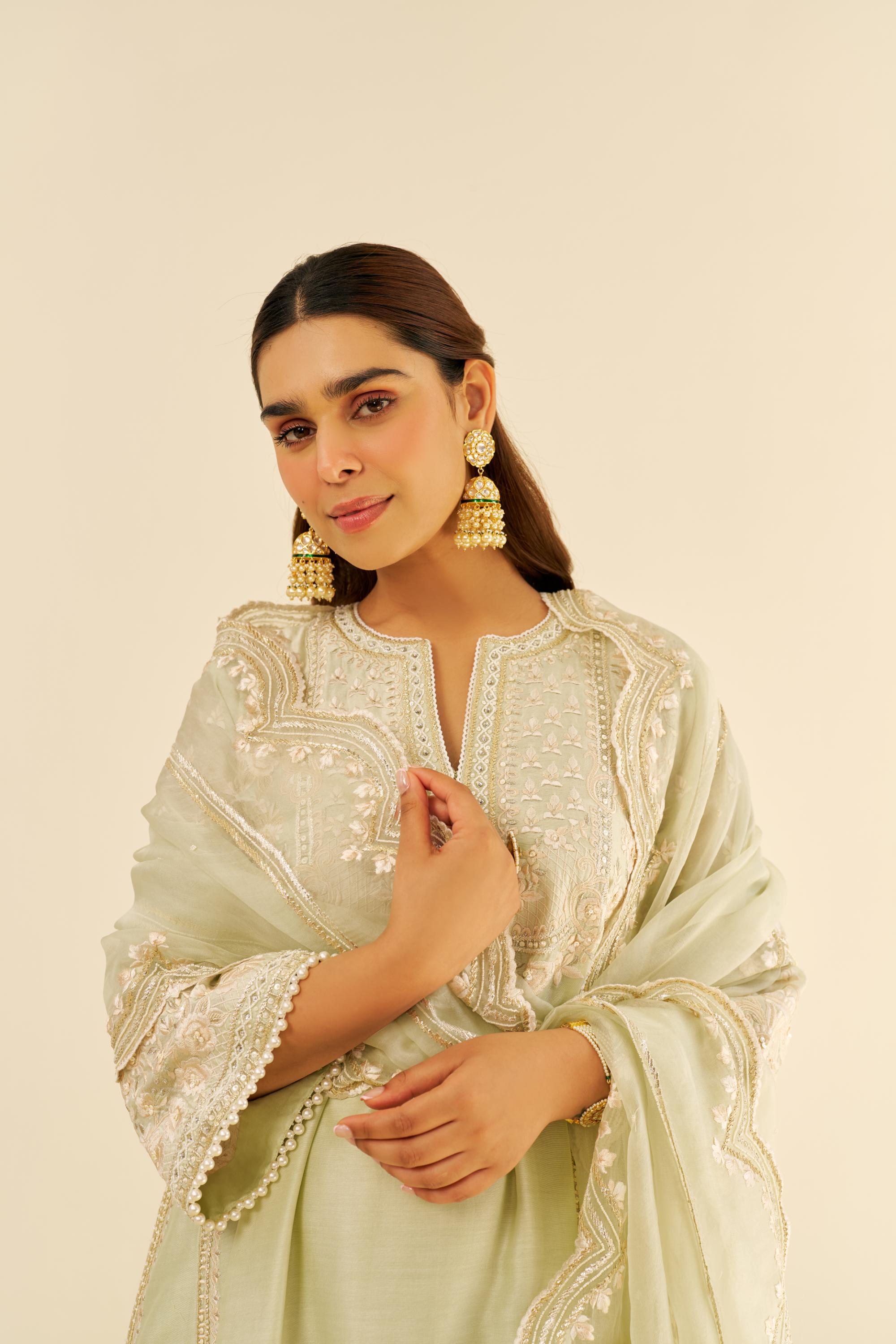 MAAROOFA - LONG CHAUGA WITH SALWAR