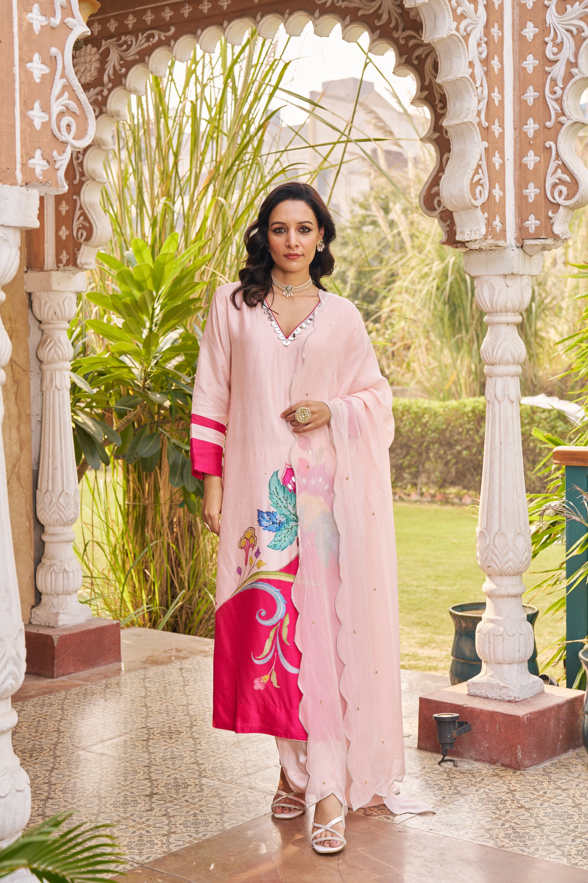 Nayaab Pink Kurta Set