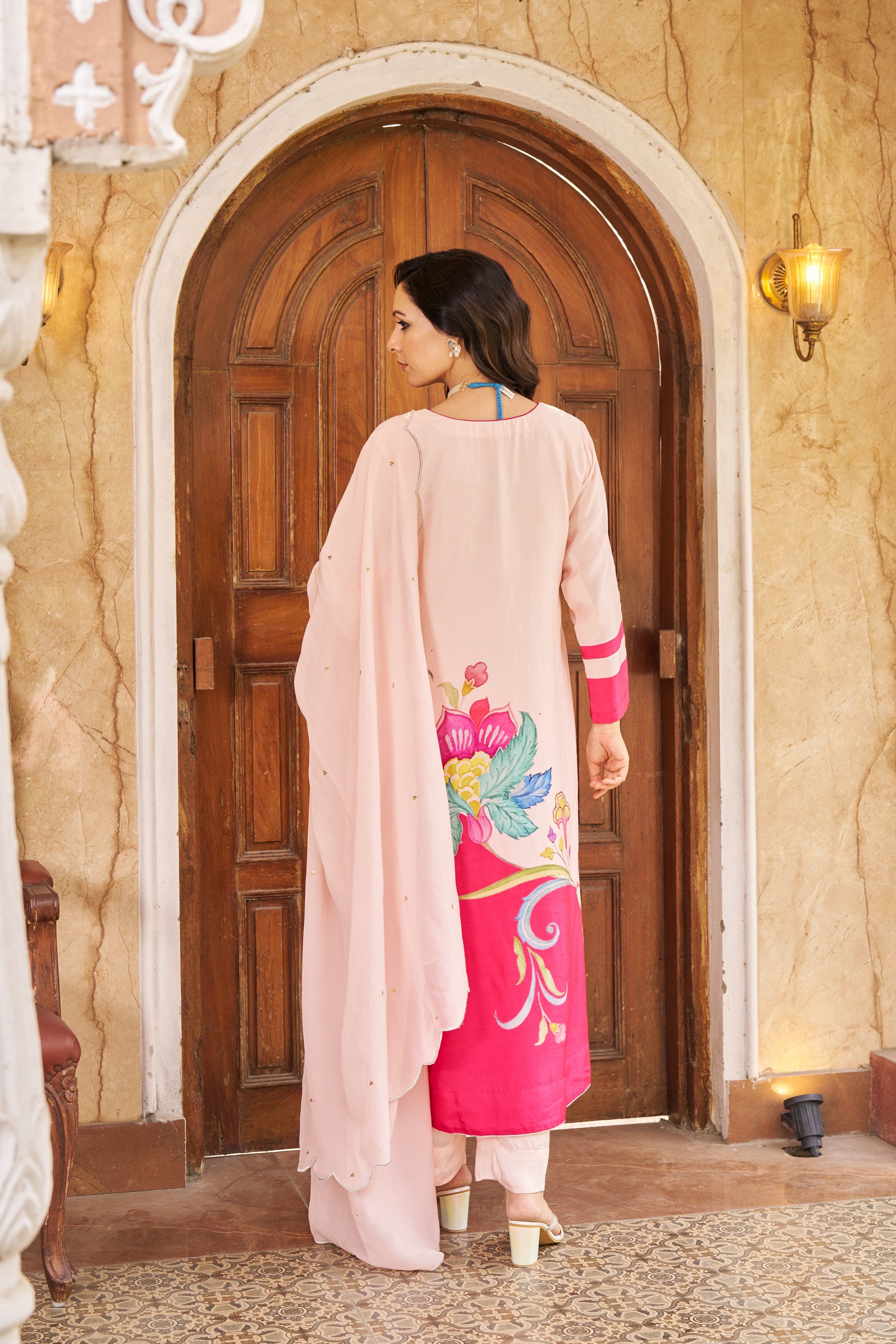 Nayaab Pink Kurta Set