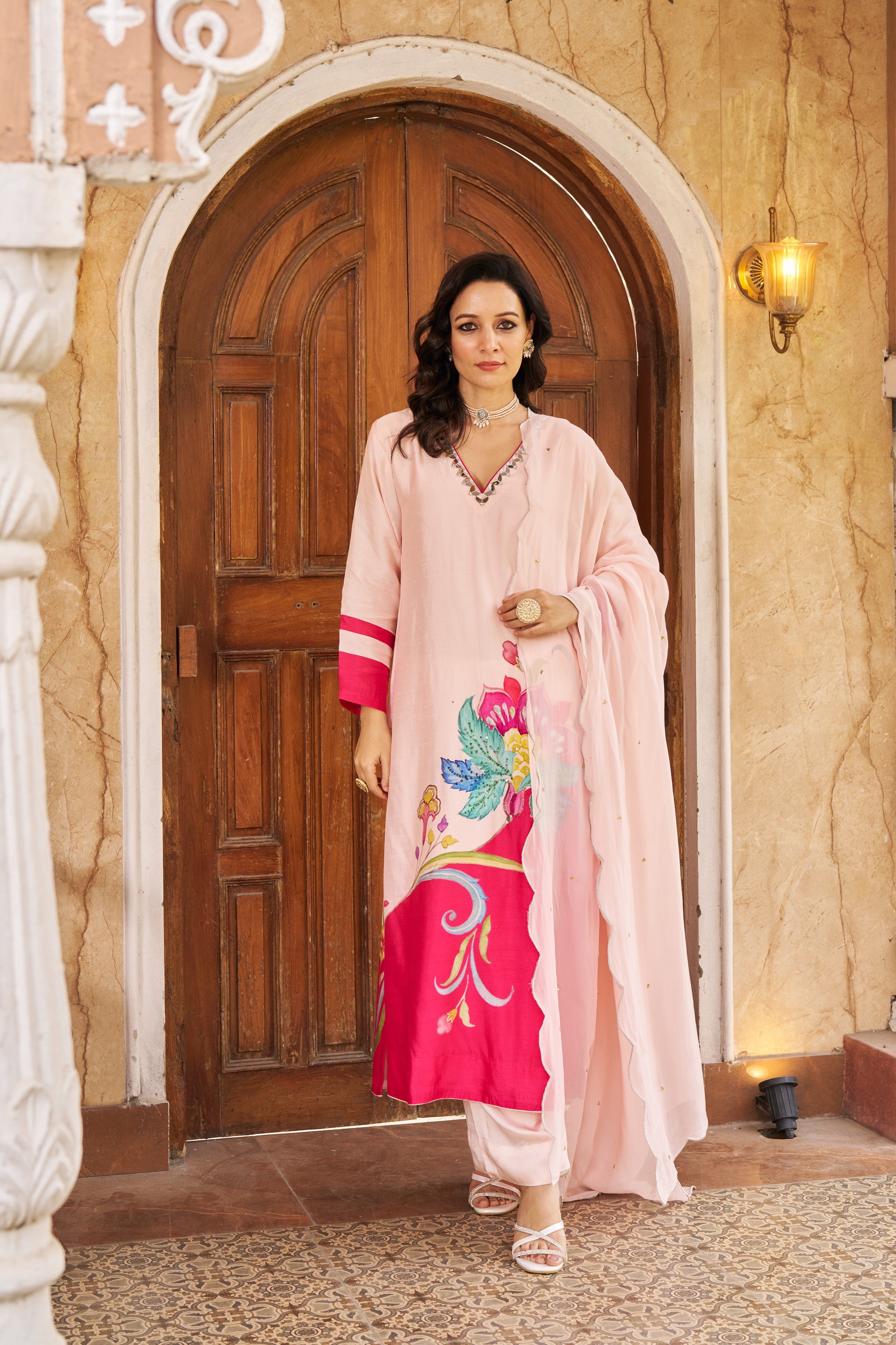 Nayaab Pink Kurta Set