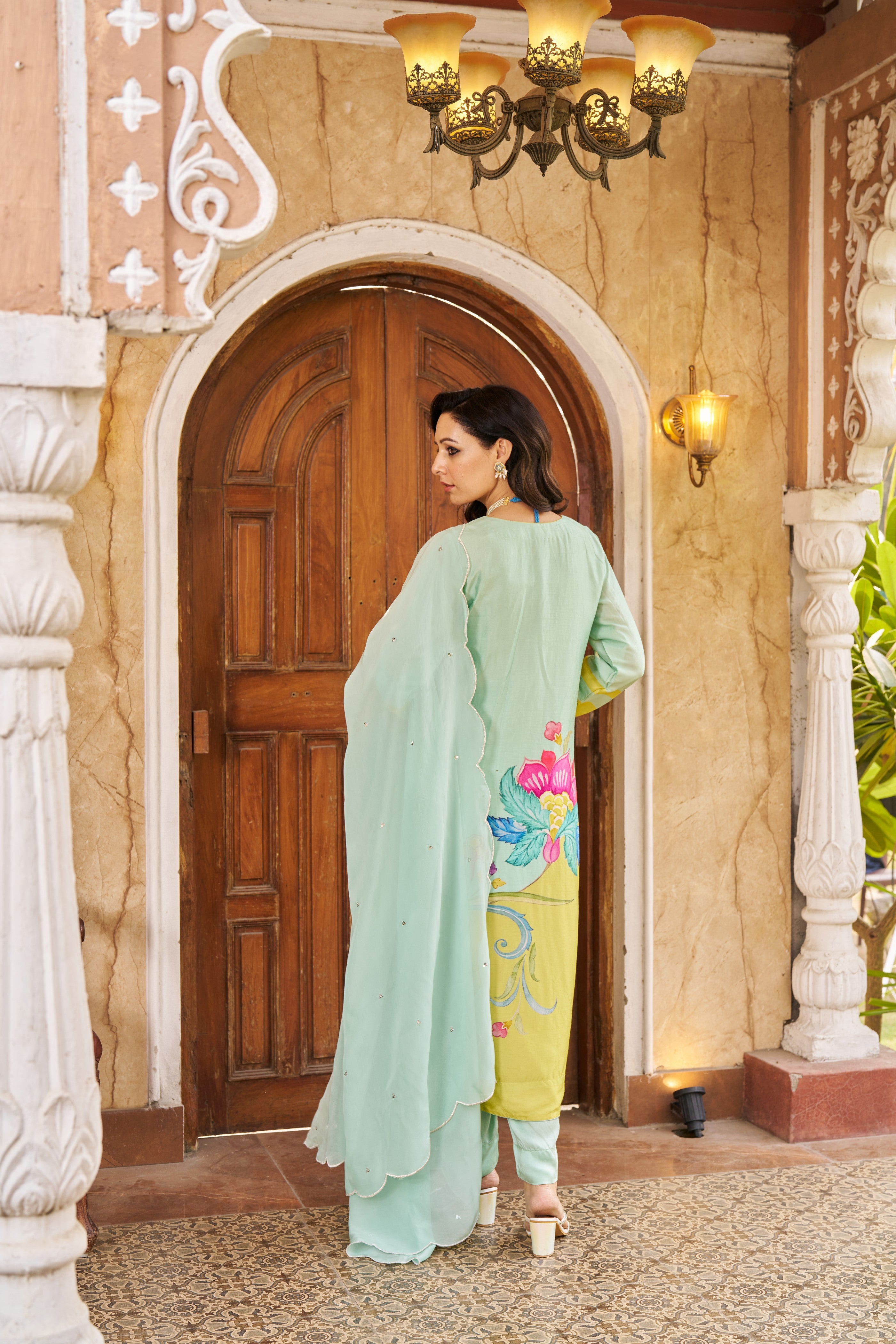 Nayaab Aqua Kurta Set