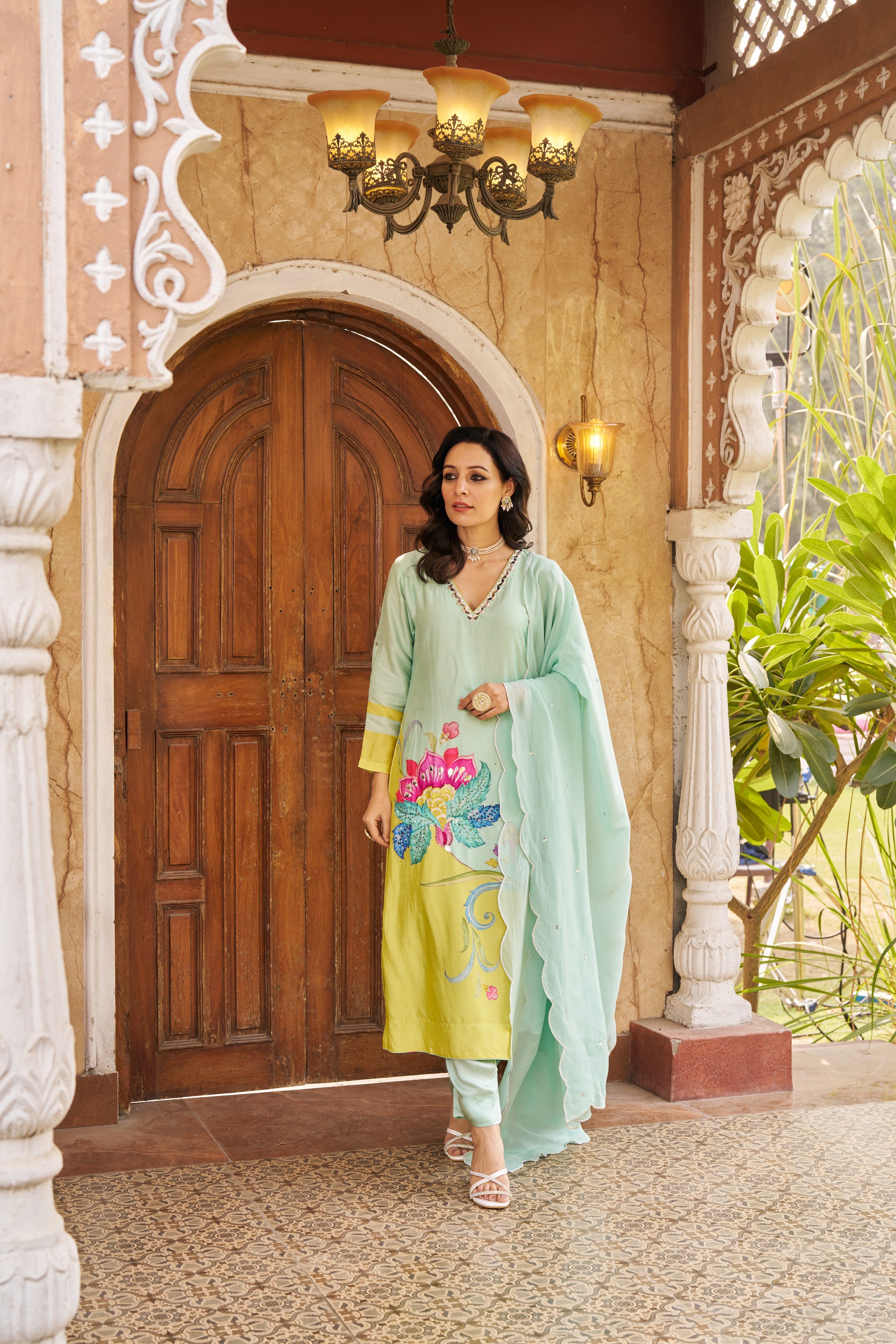 Nayaab Aqua Kurta Set