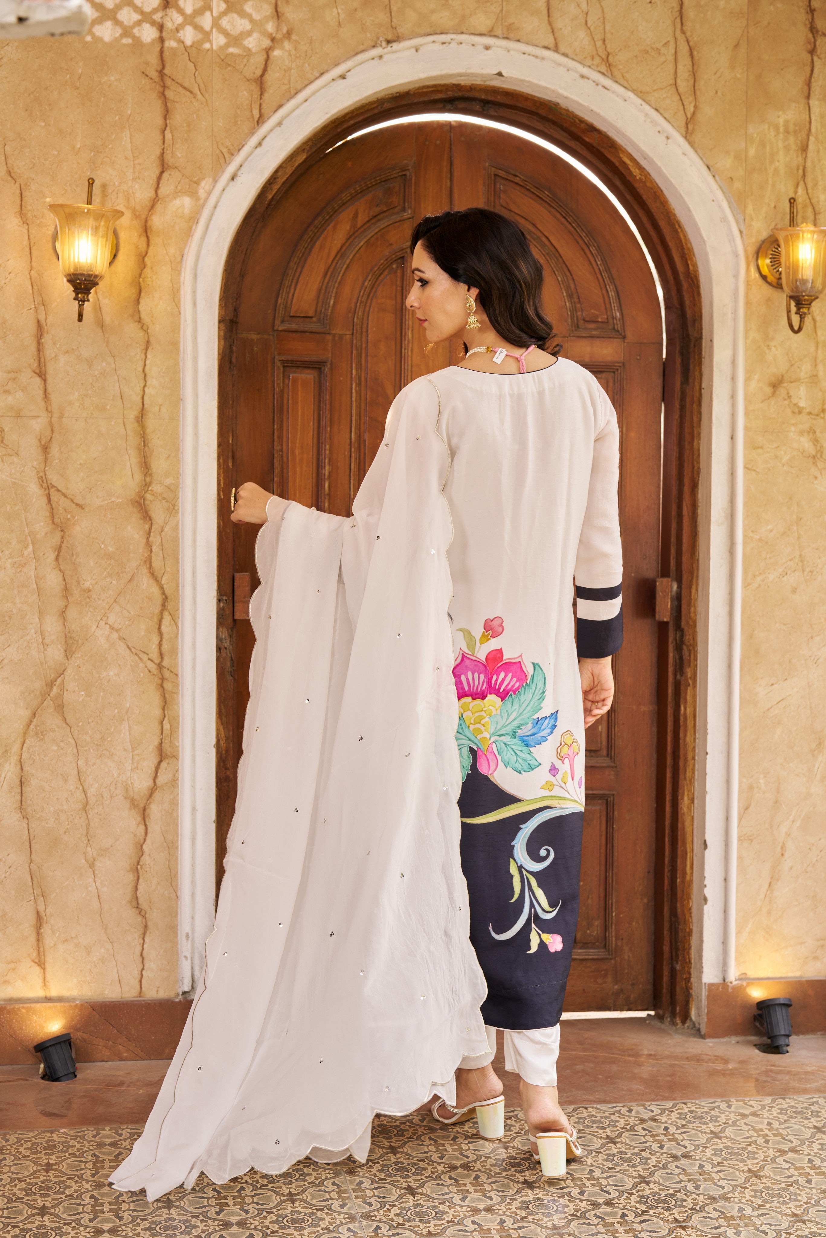 Nayaab Black/White Kurta Set