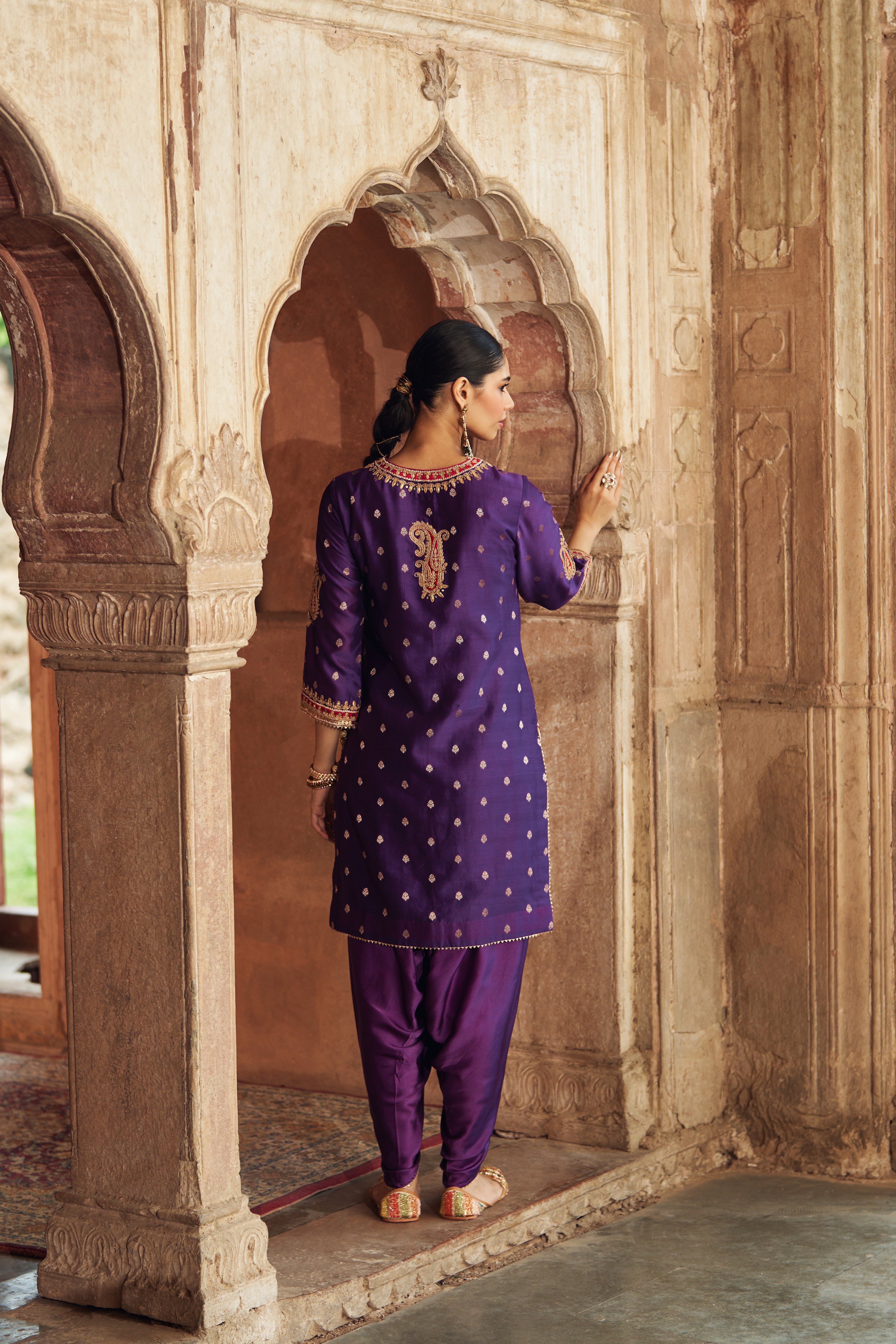 FAHMIDA - DEEP PURPLE SHORT KURTA WITH SALWAR