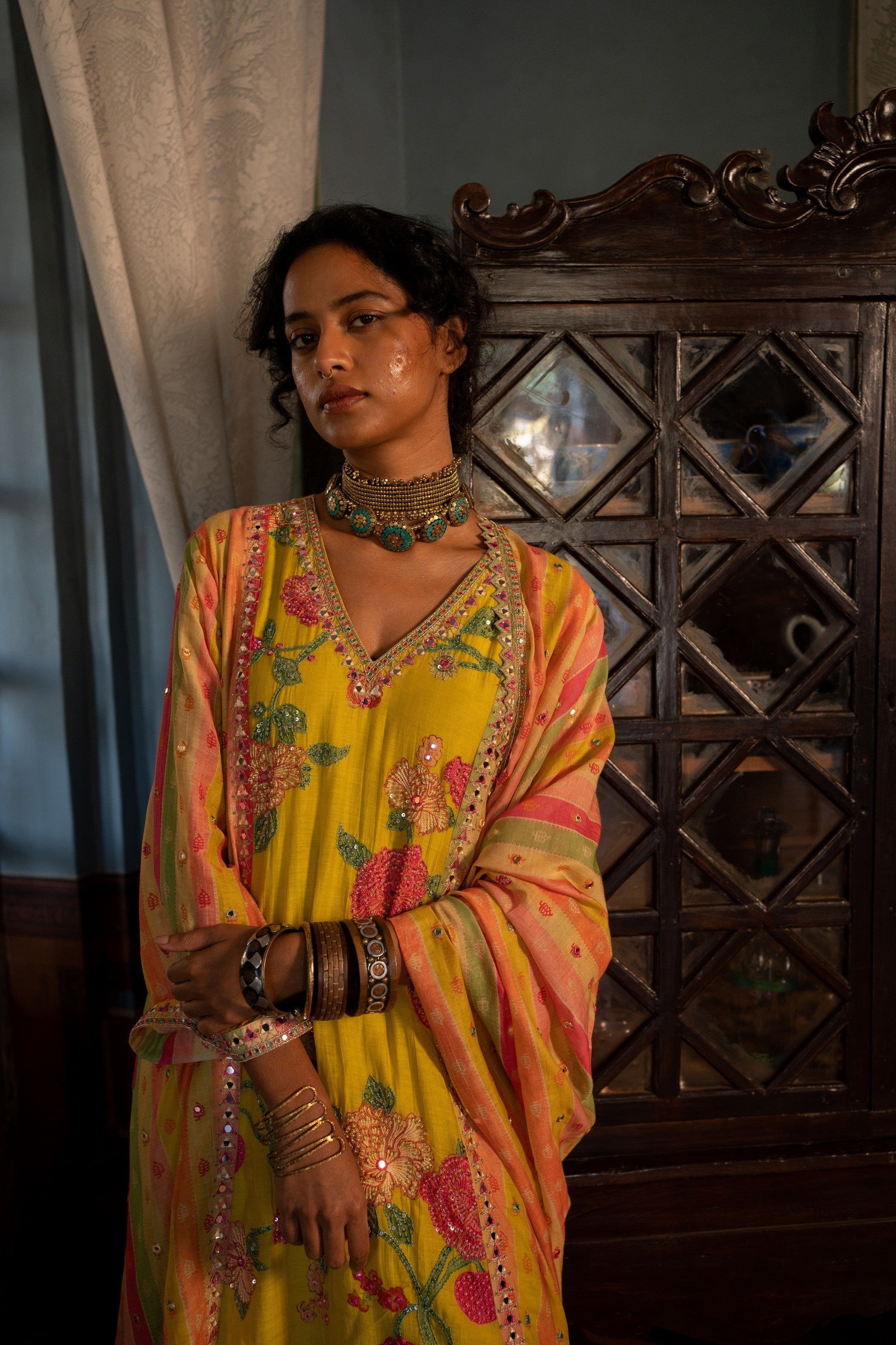 FLORAL STRIPES KURTA SET