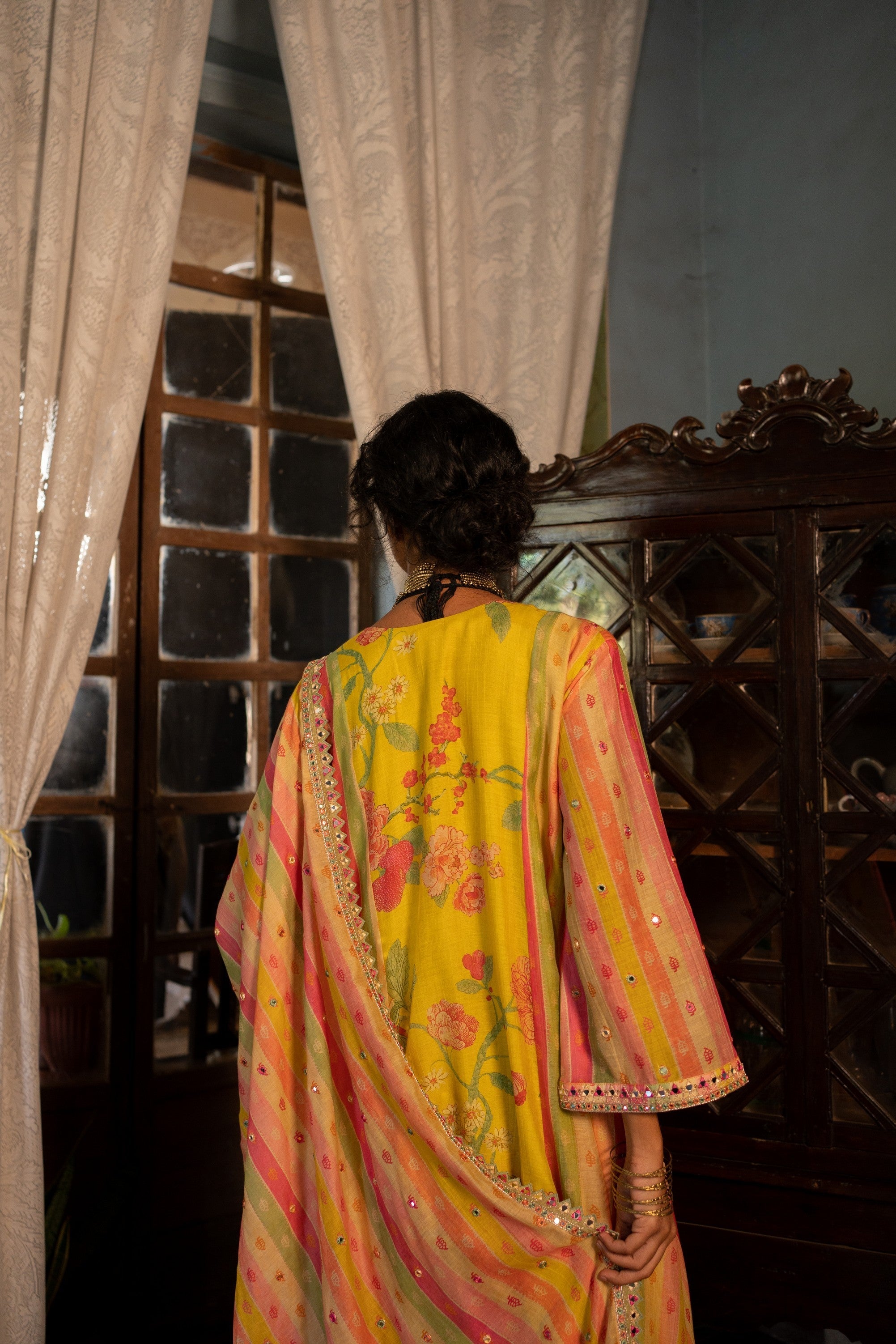 FLORAL STRIPES KURTA SET