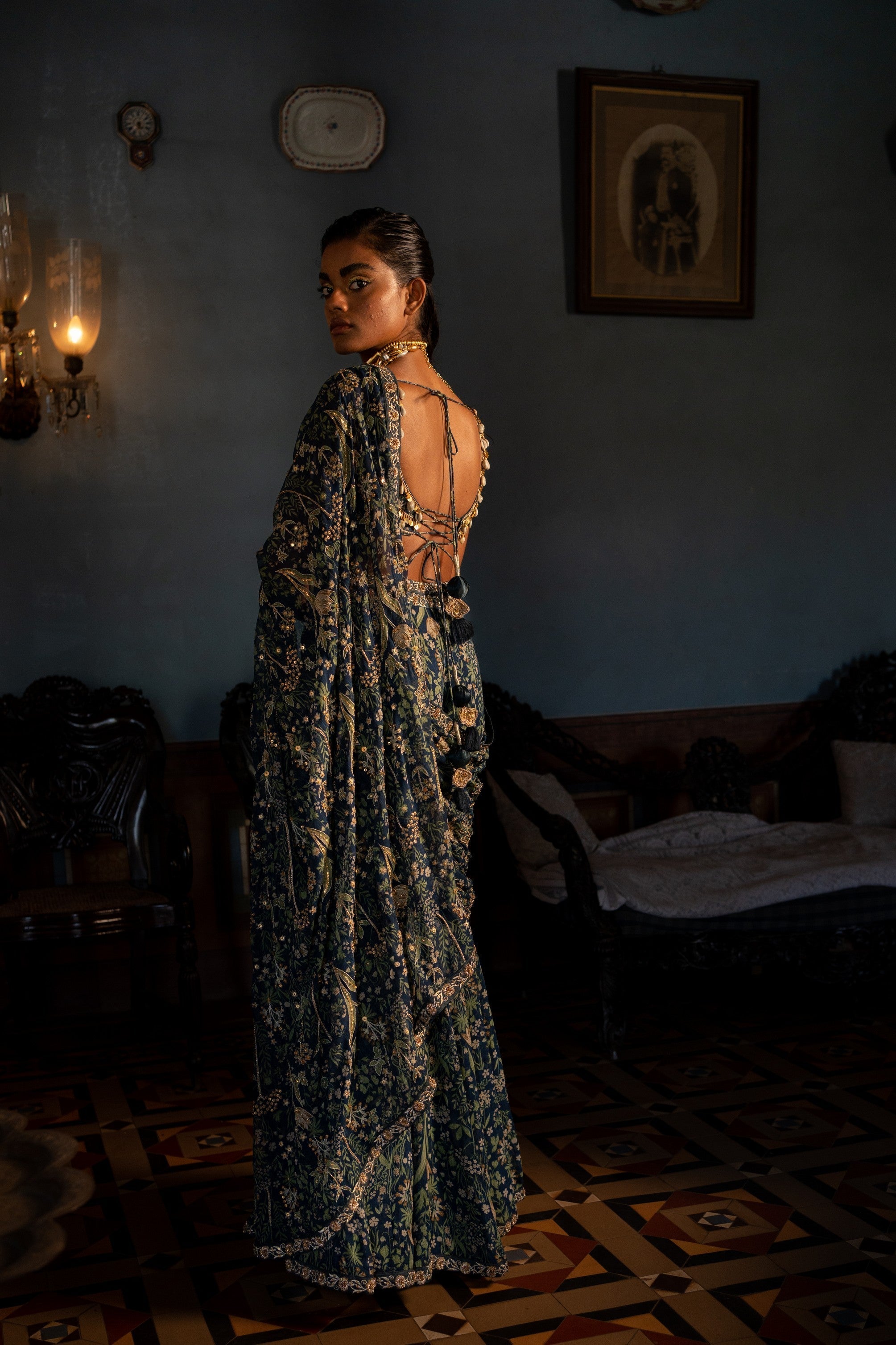 TROPICAL PRINT KOWRI SHELL BLOUSE SAREE SET