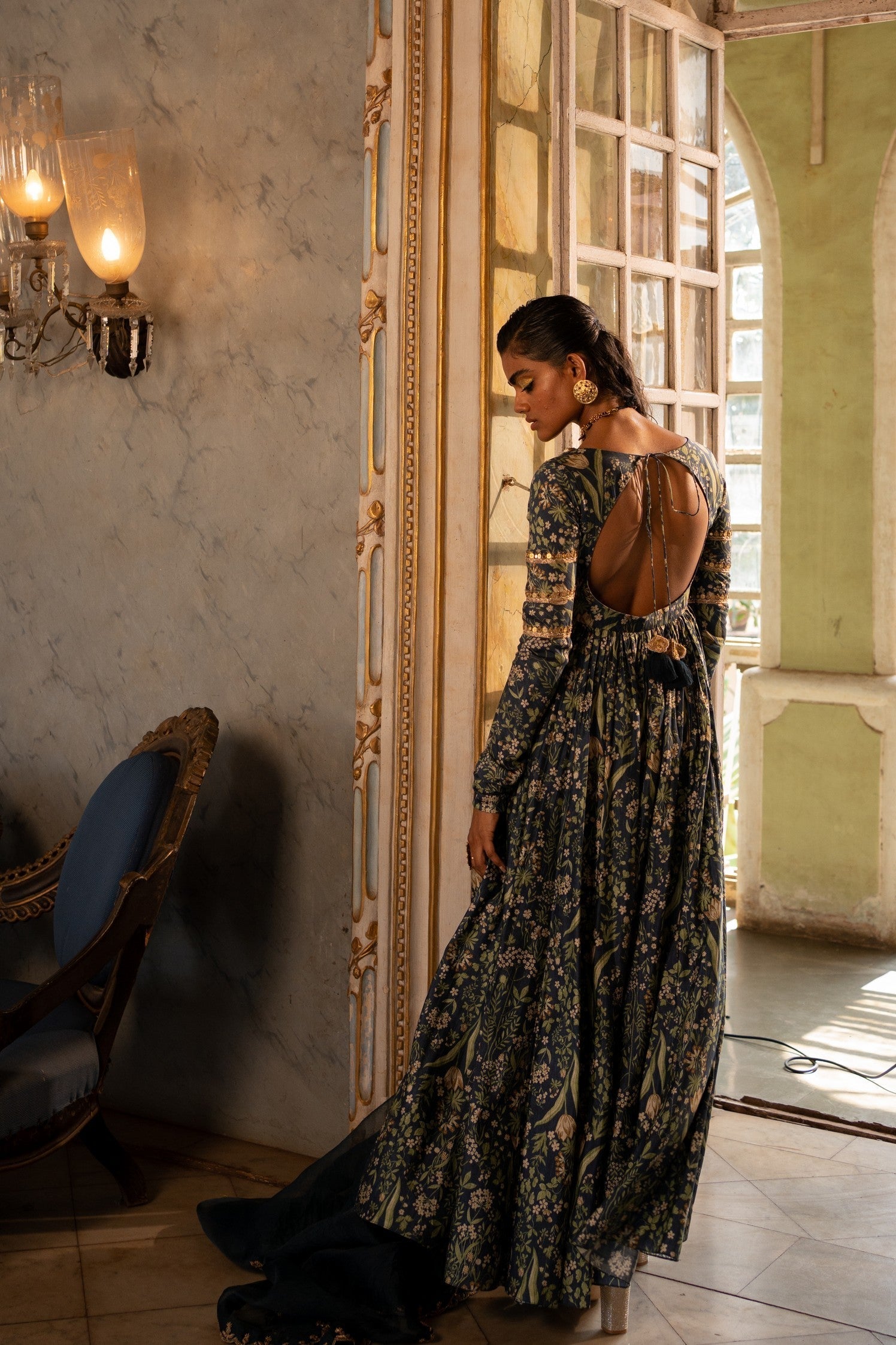 TROPICAL WILDFLOWER V-NECK ANARKALI SET