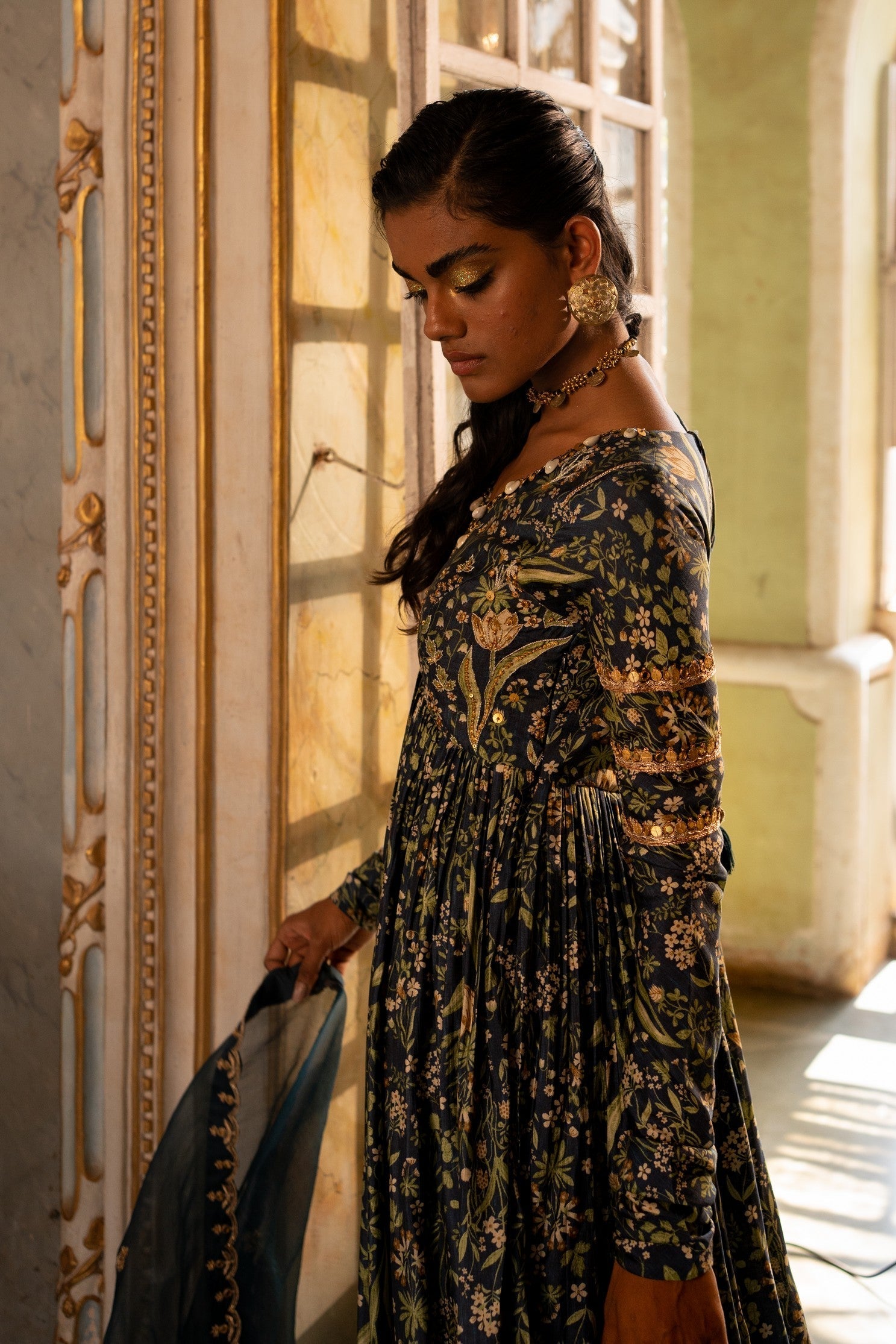 TROPICAL WILDFLOWER V-NECK ANARKALI SET