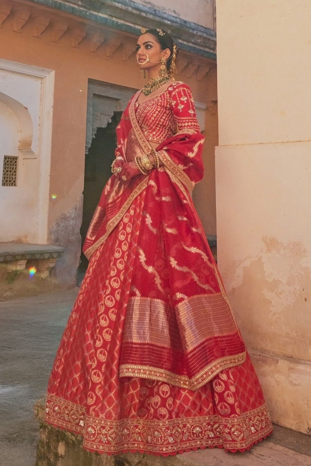 Meera Banarasi Lehenga set