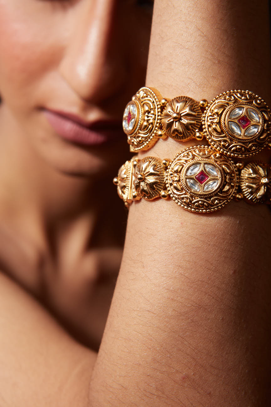 Gold Plated Kundan Studded Screw Openable Temple Bangles, Set of 2