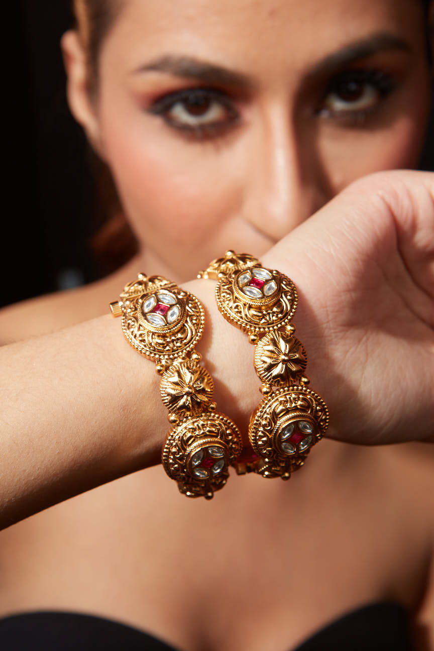 Gold Plated Kundan Studded Screw Openable Temple Bangles, Set of 2