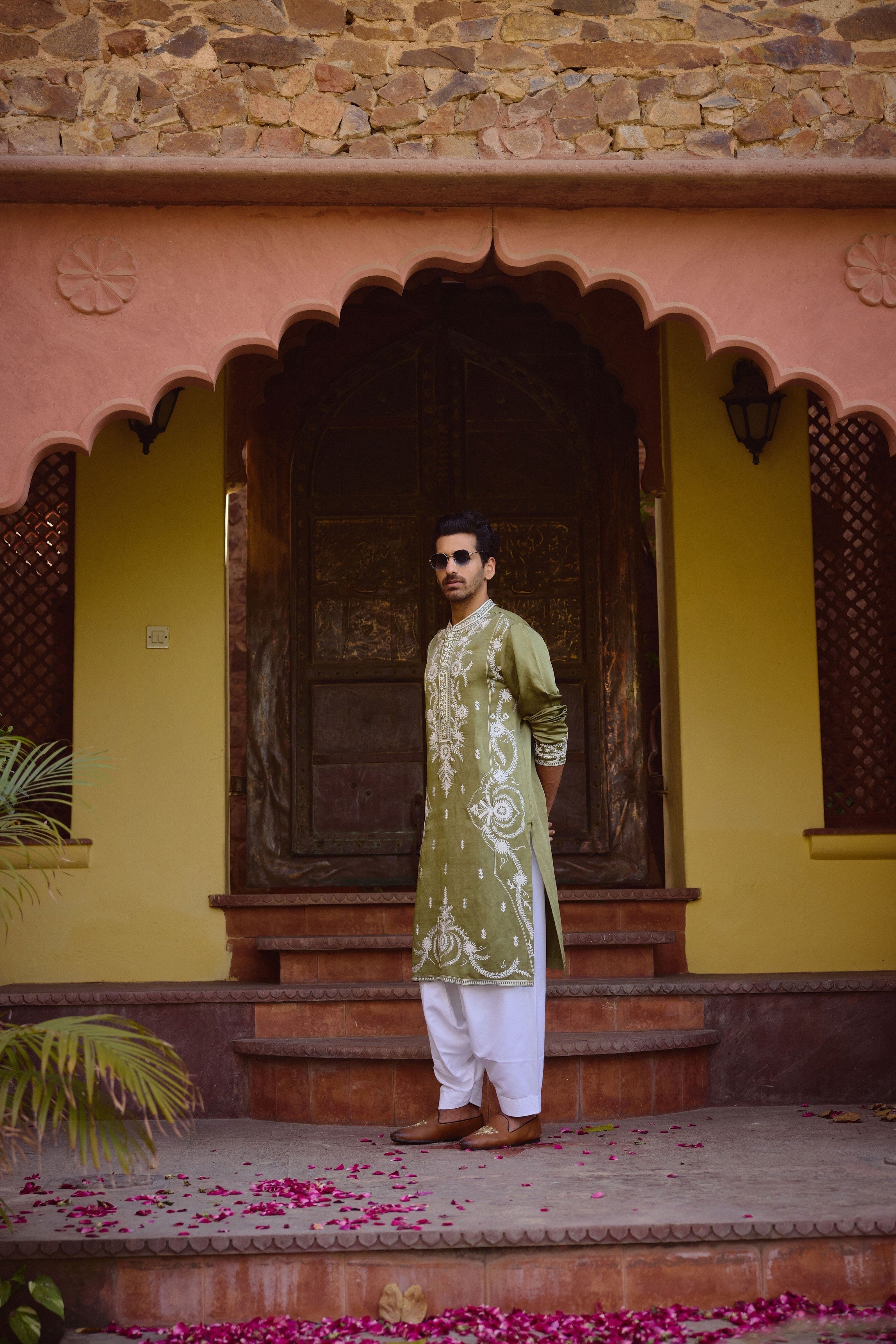 FALAKNUMA KURTA