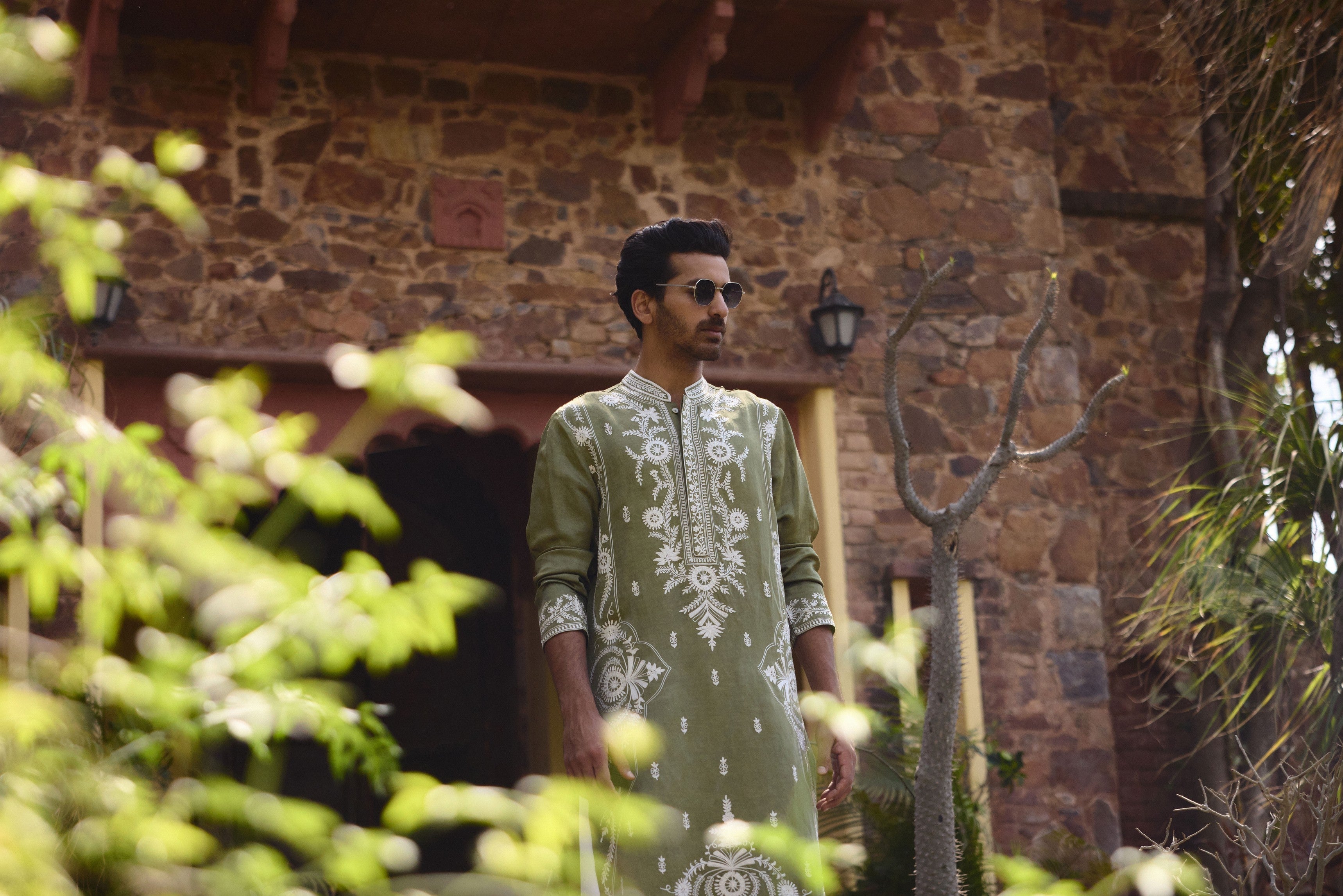 FALAKNUMA KURTA