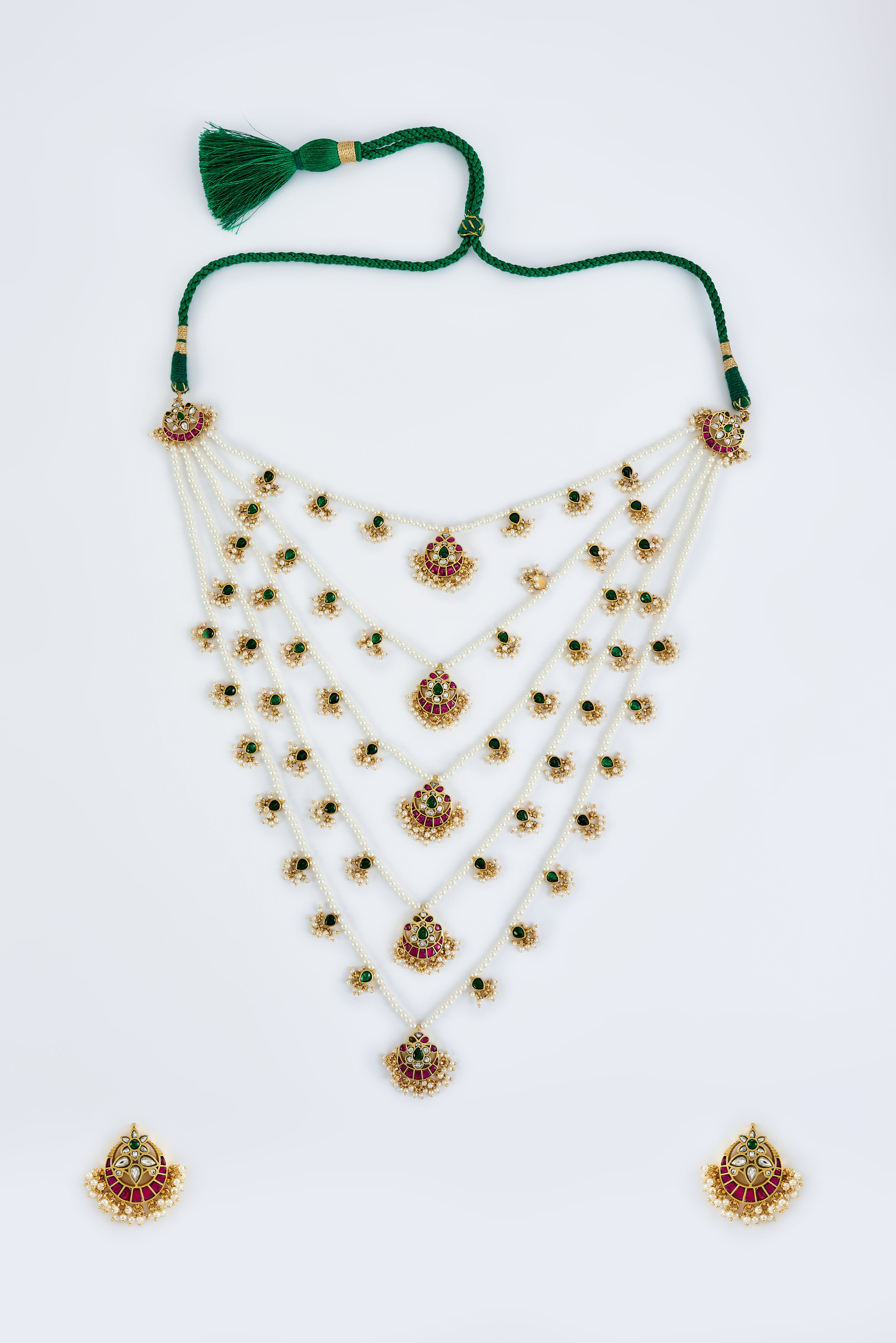 vivinia BY VIDHI MEHRA Saadgi Gold Plated White Womens Kundan, Polki Long Necklace Set with Pair of Earrings (Freesize)
