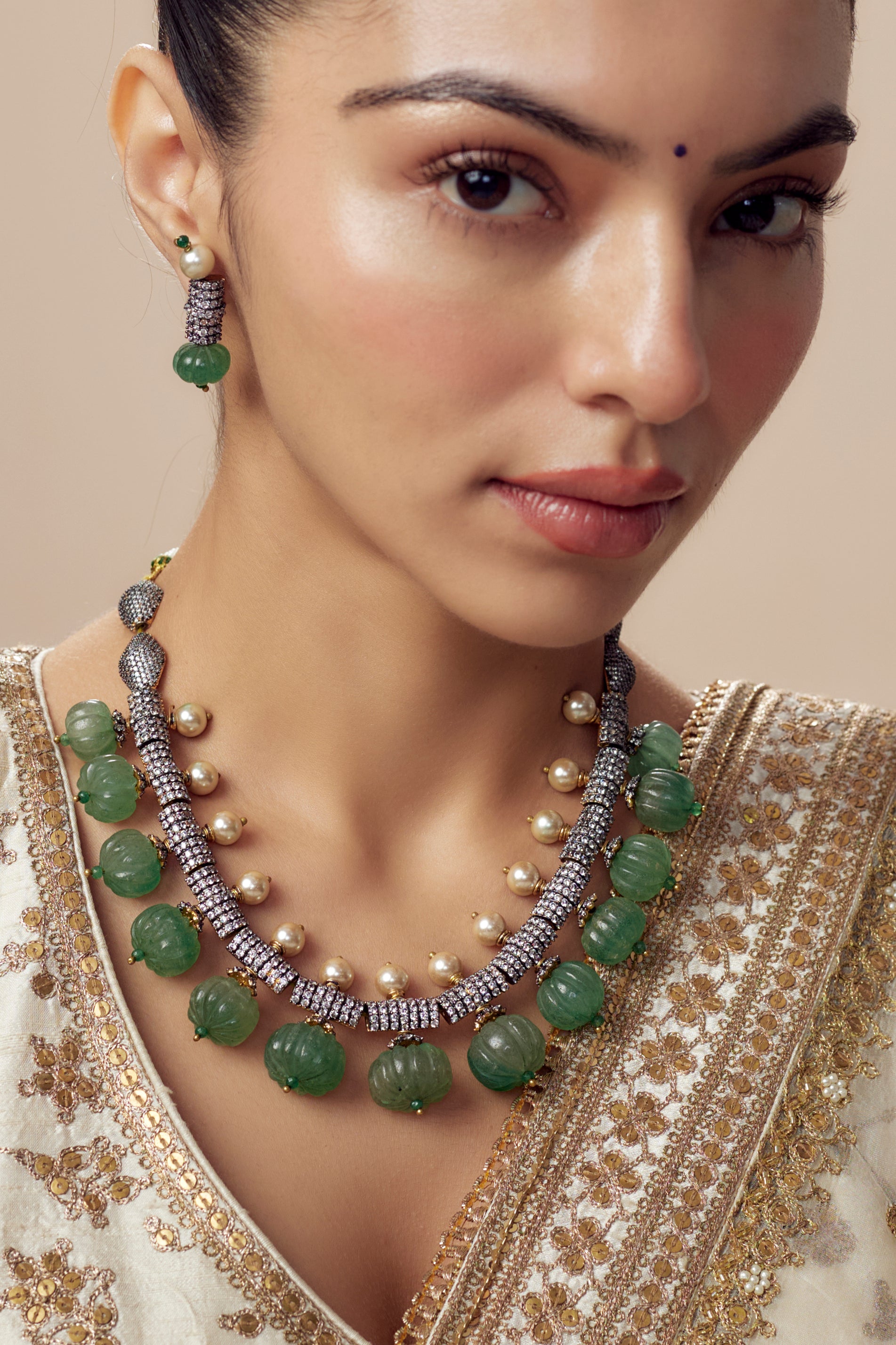 Florence Green Womens Kundan, Polki Short Necklace Set with Pair of Earrings (Freesize)