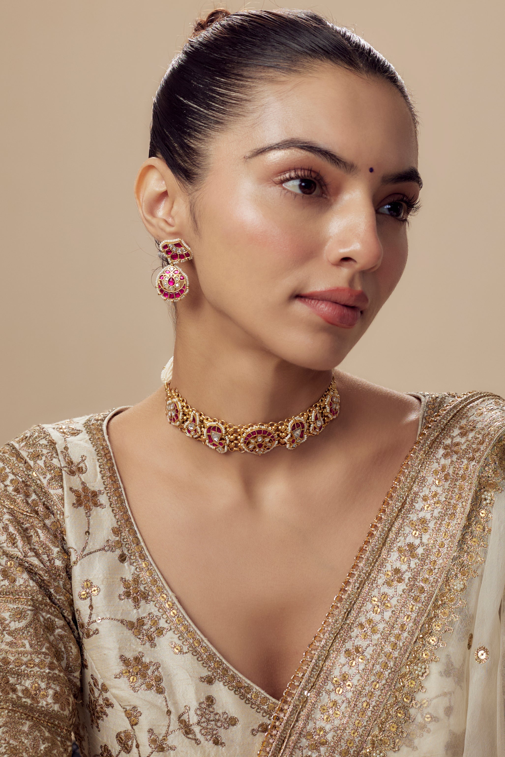 vivinia BY VIDHI MEHRA Morpankh Gold Plated Pink Womens Beaded Choker Necklace Set with Pair of Earrings (Freesize)