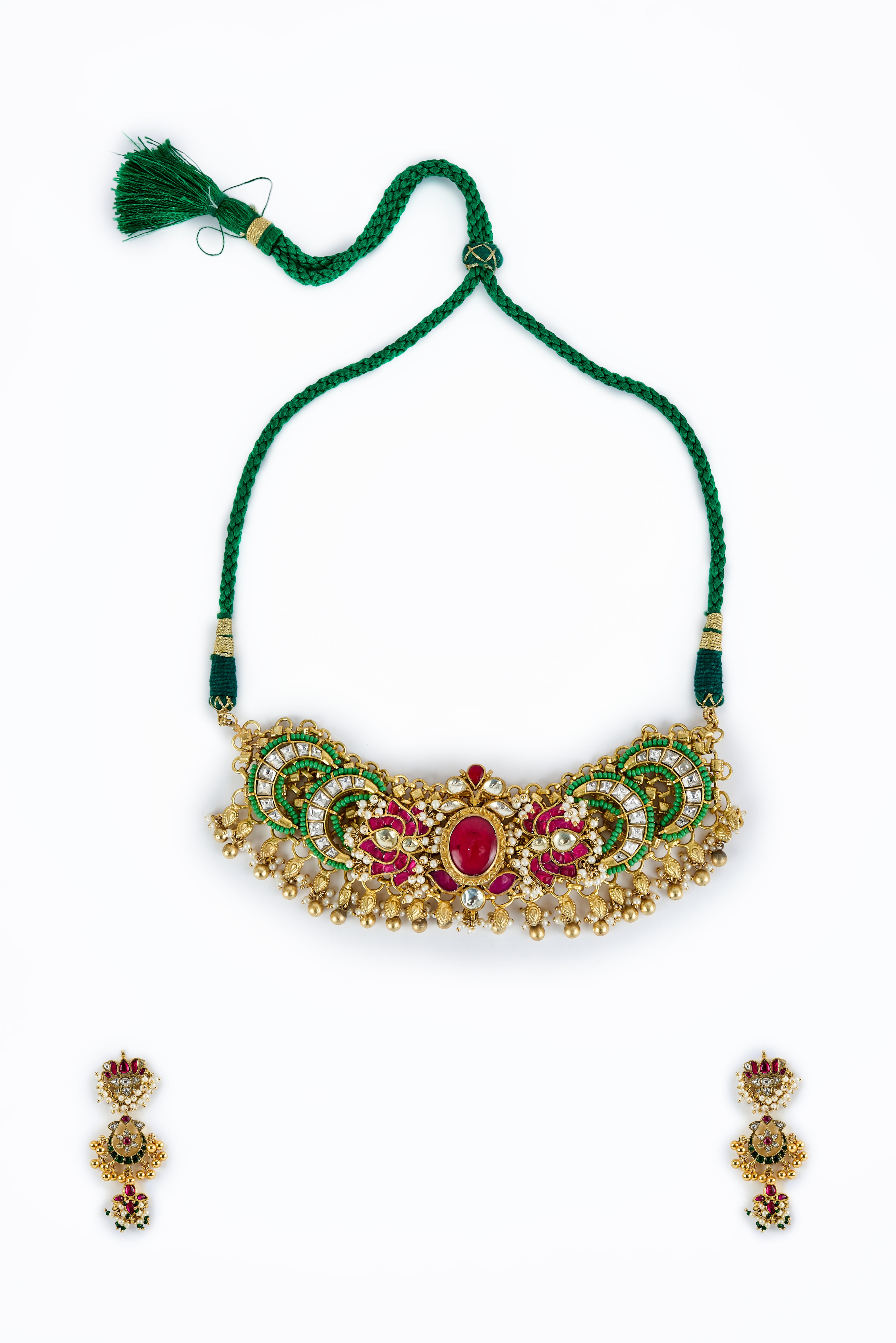 vivinia BY VIDHI MEHRA Morpankh Gold Plated Multi Womens Kundan, Polki Choker Necklace Set with Pair of Earrings (Freesize)