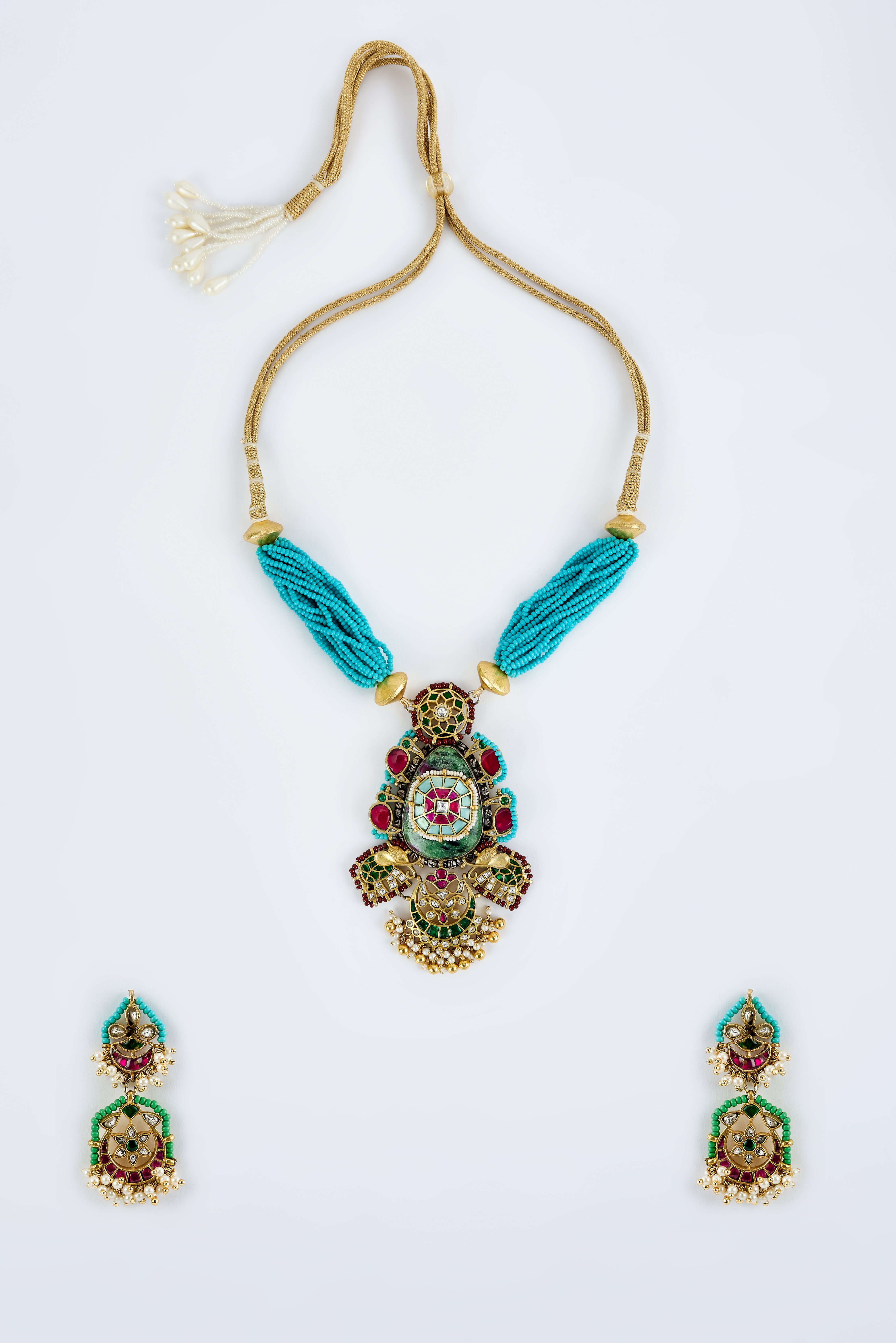 vivinia BY VIDHI MEHRA Morpankh Multi Womens Beaded Short Necklace Set with Pair of Earrings (Freesize)