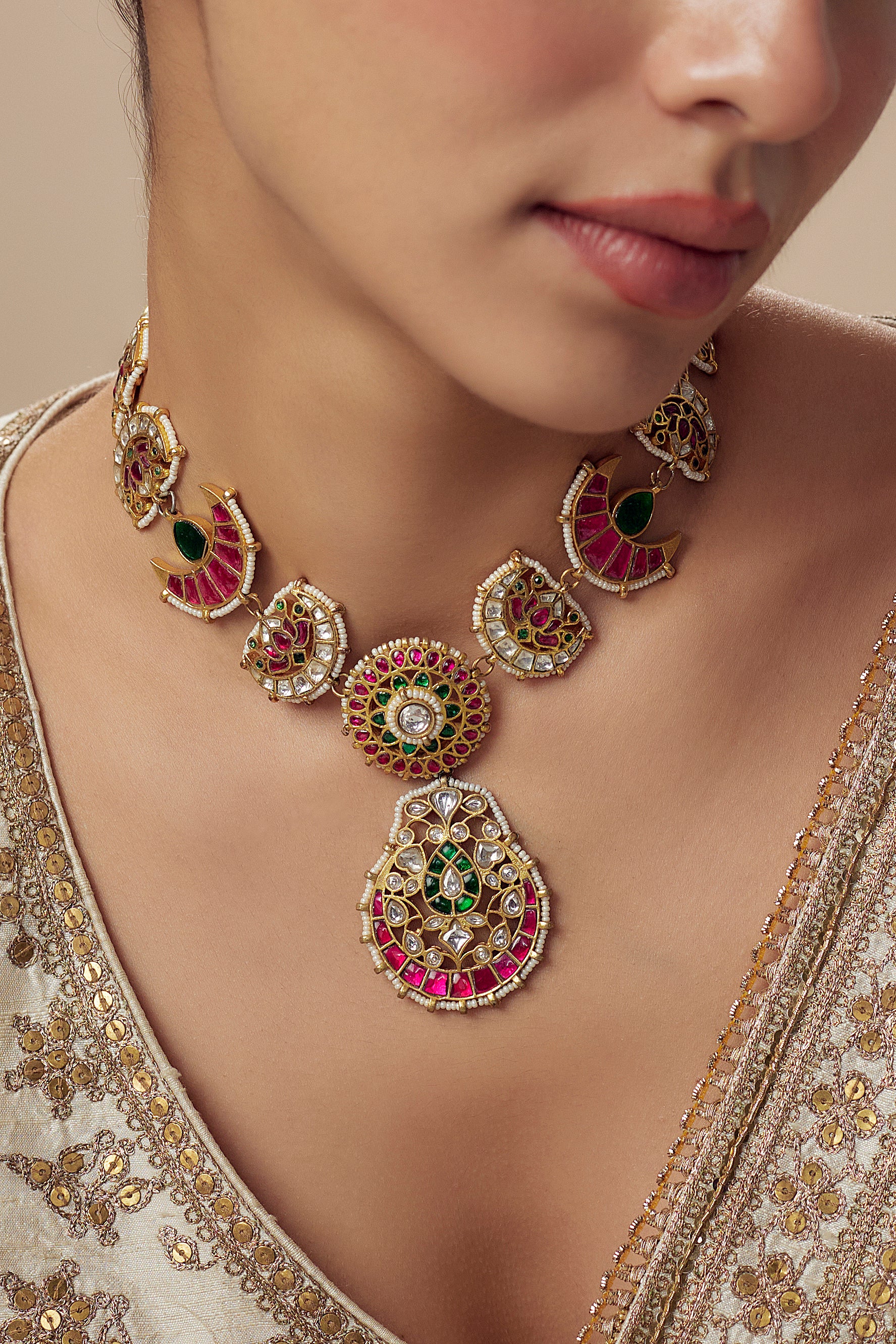 vivinia BY VIDHI MEHRA Morpankh Gold Plated Multi Womens Kundan, Polki Short Necklace Set (Freesize)