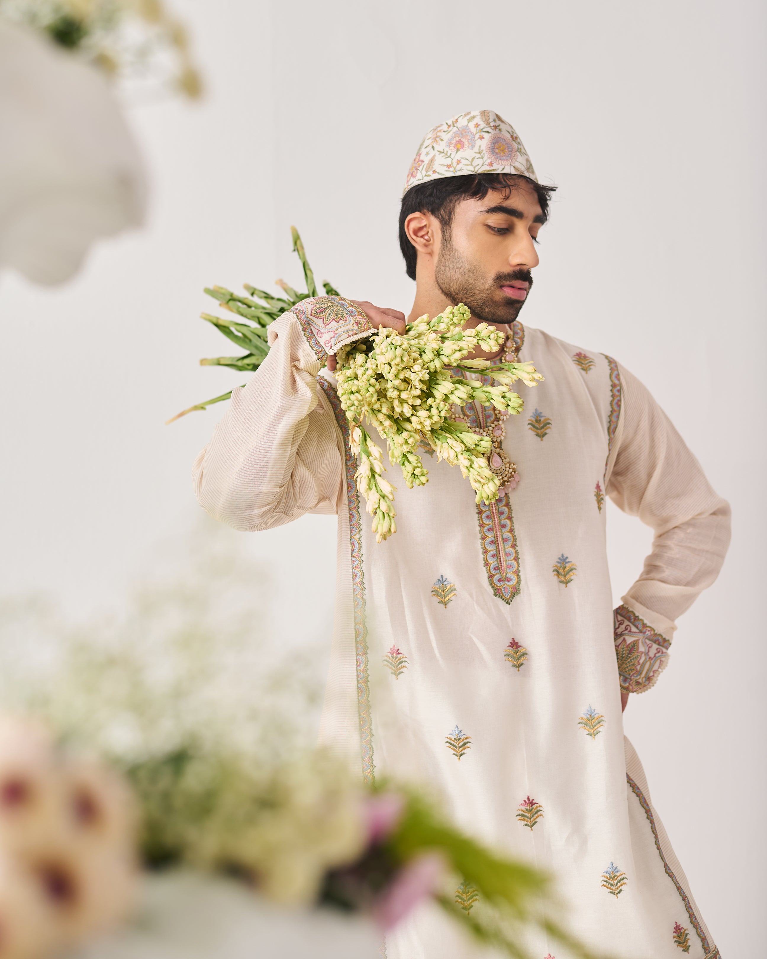 Phiran Kurta With Flare Pants / Chanderi Woven / Ivory / Golden Blossom / Resham Embroidery