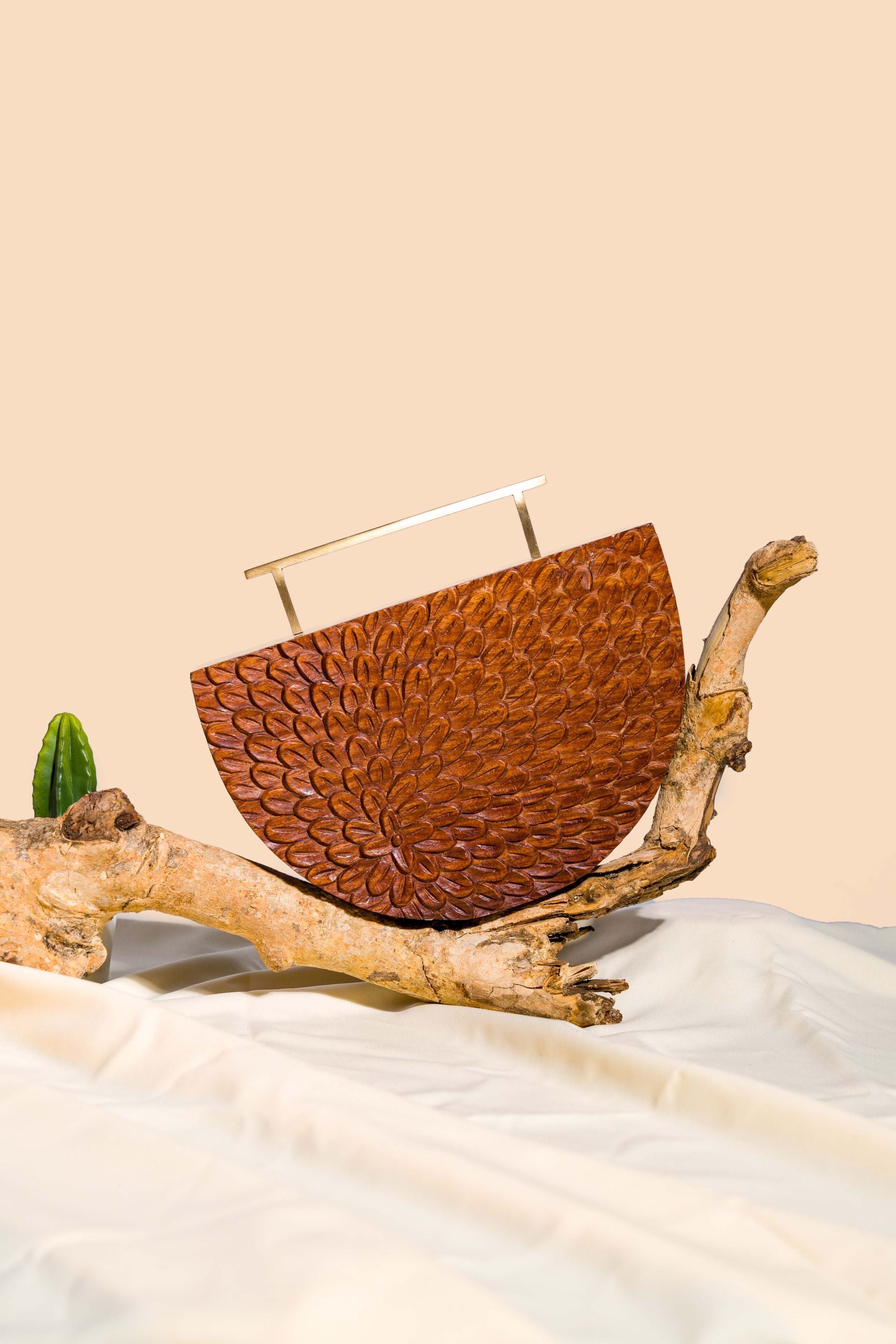 SEMICIRCLE HANDCARVED HANDBAG IN SHEESHAM WOOD