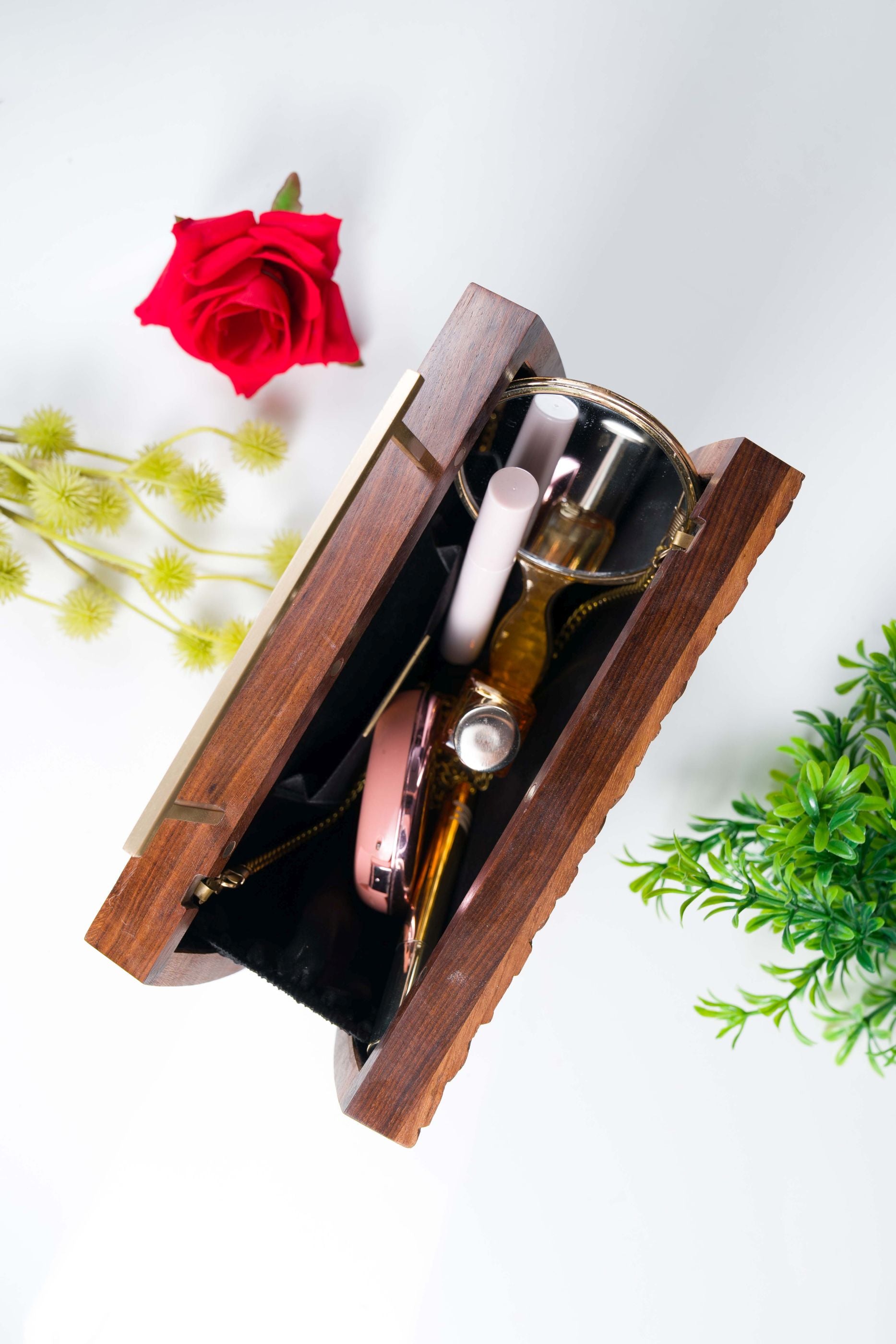 SEMICIRCLE HANDCARVED HANDBAG IN SHEESHAM WOOD