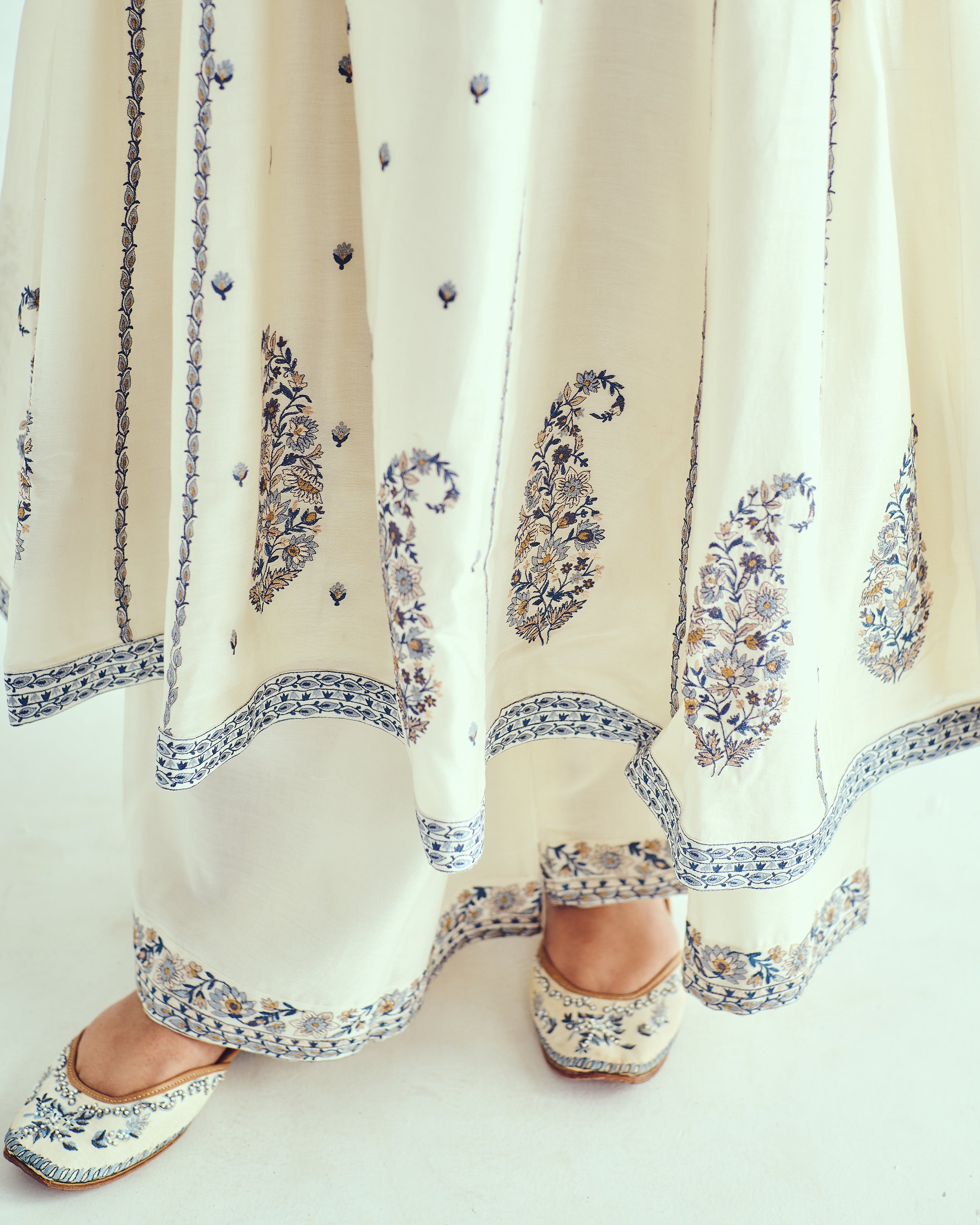 Boteh Phiran Anarkali Set