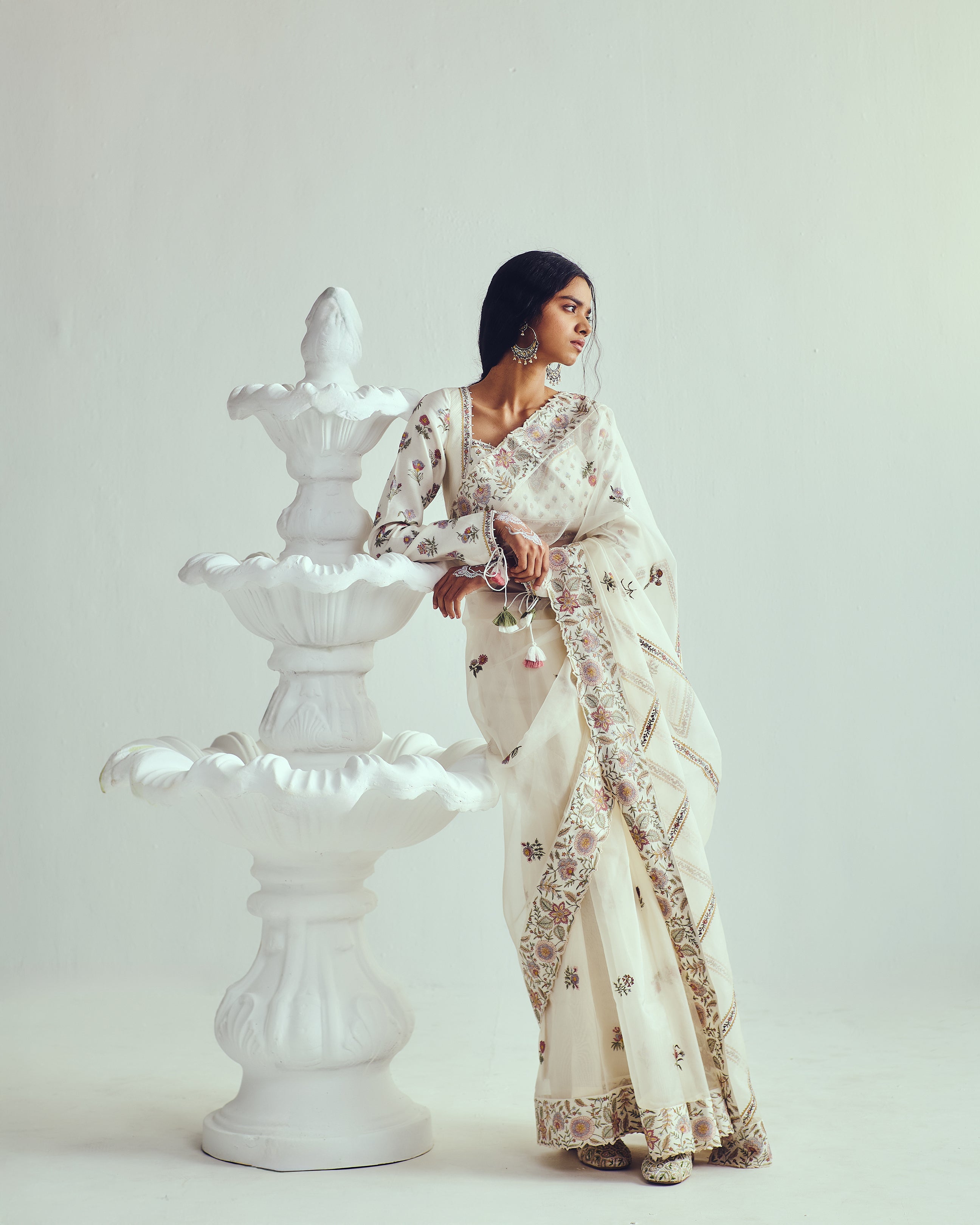 Gul Posh Saree Set