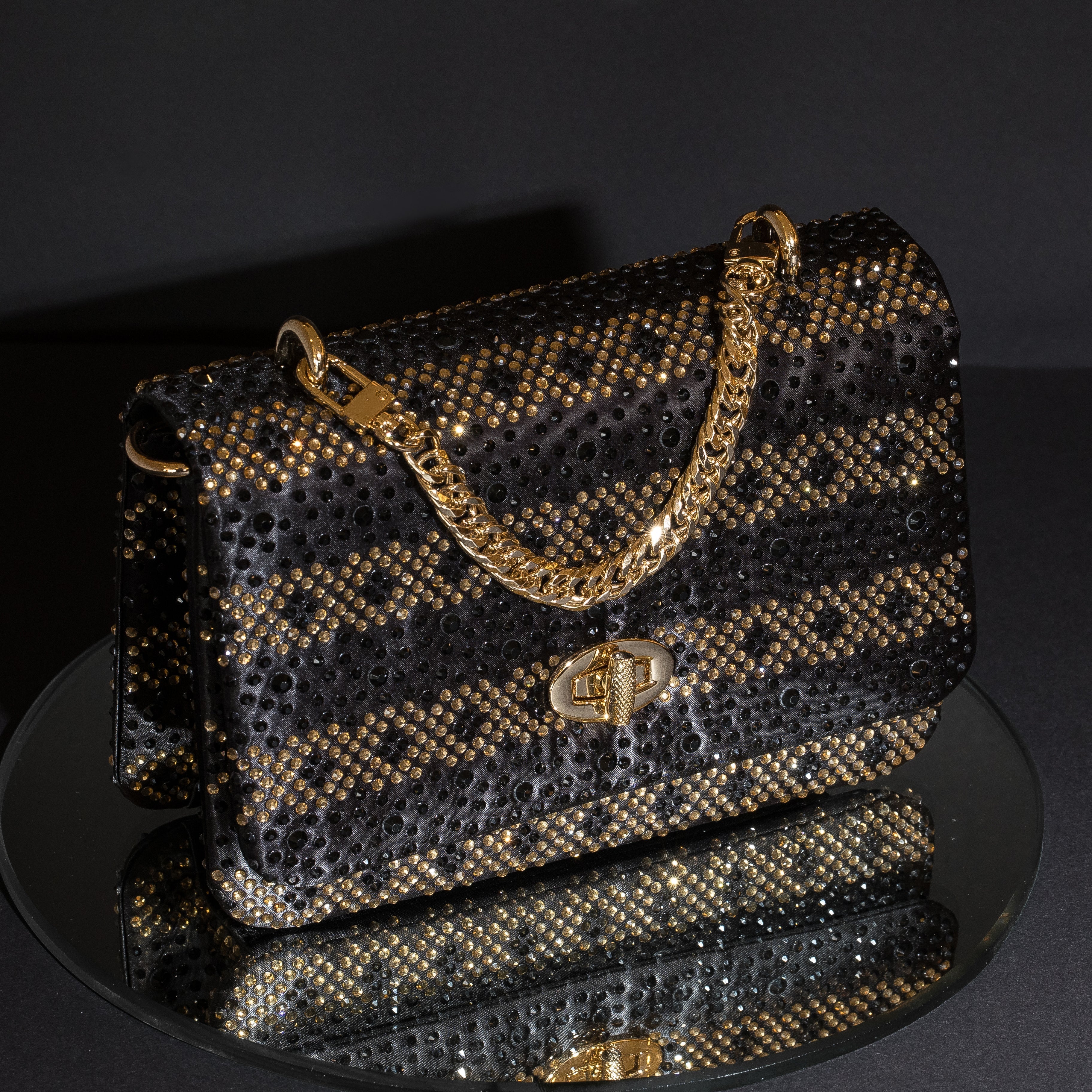 Chloe City Bag Black and Gold