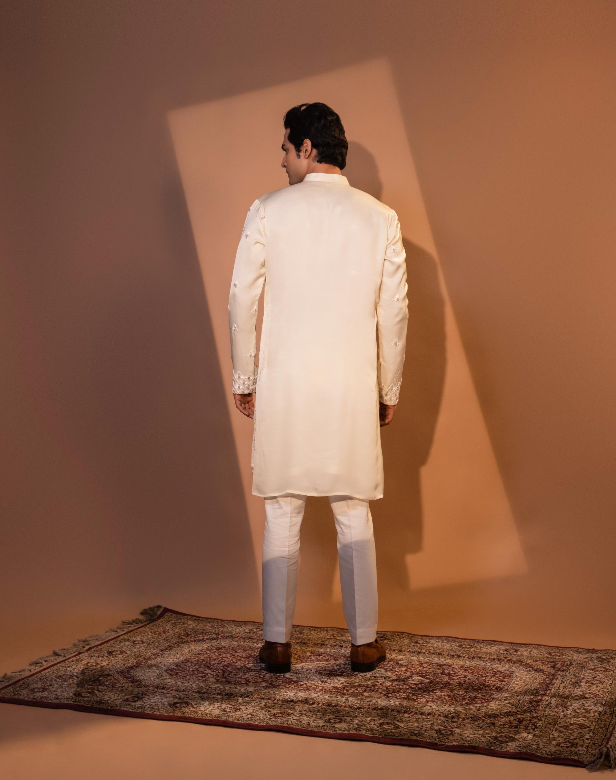 SHVET KURTA SET
