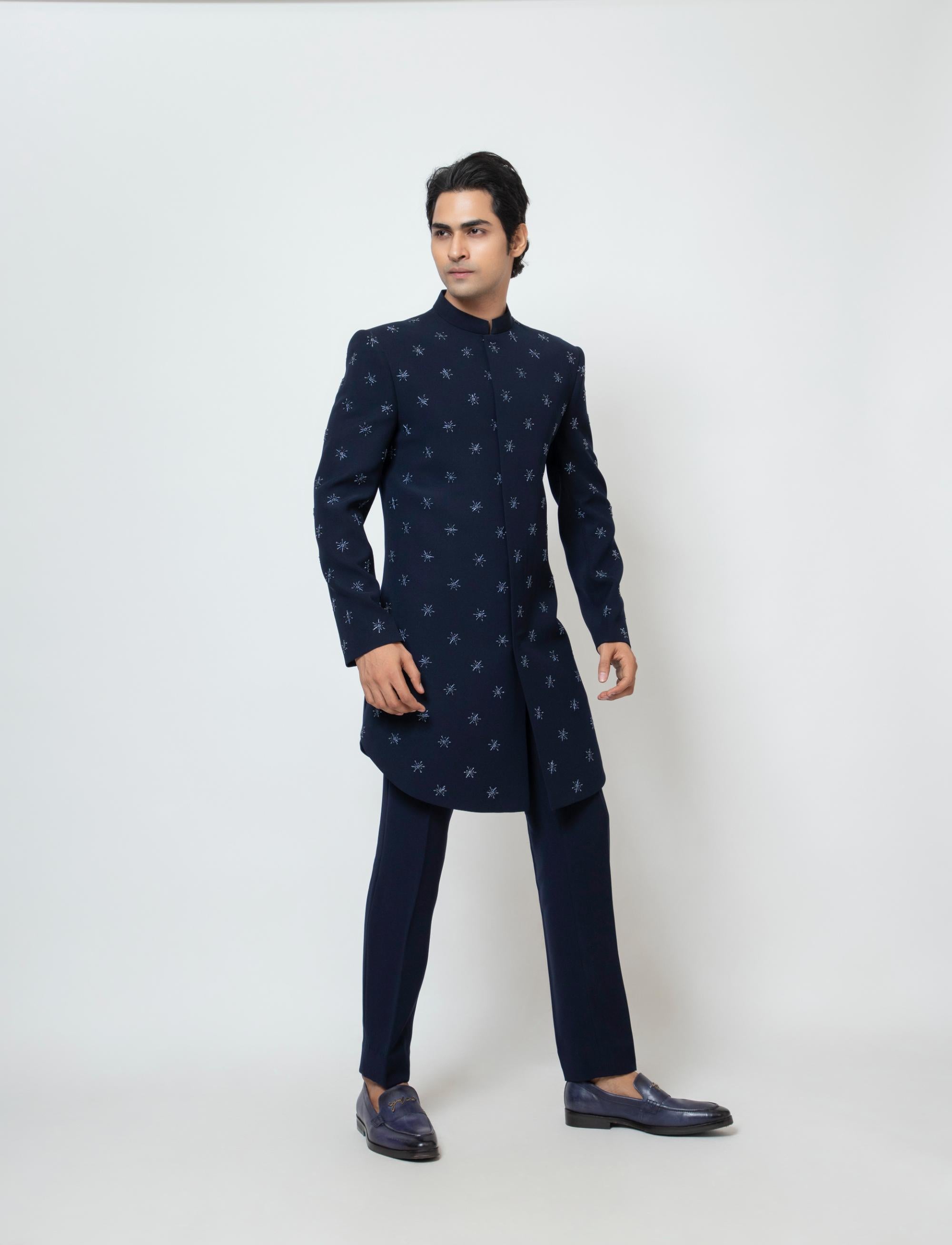 STAR MOTIFS APPLE CUT ACHKAN SET