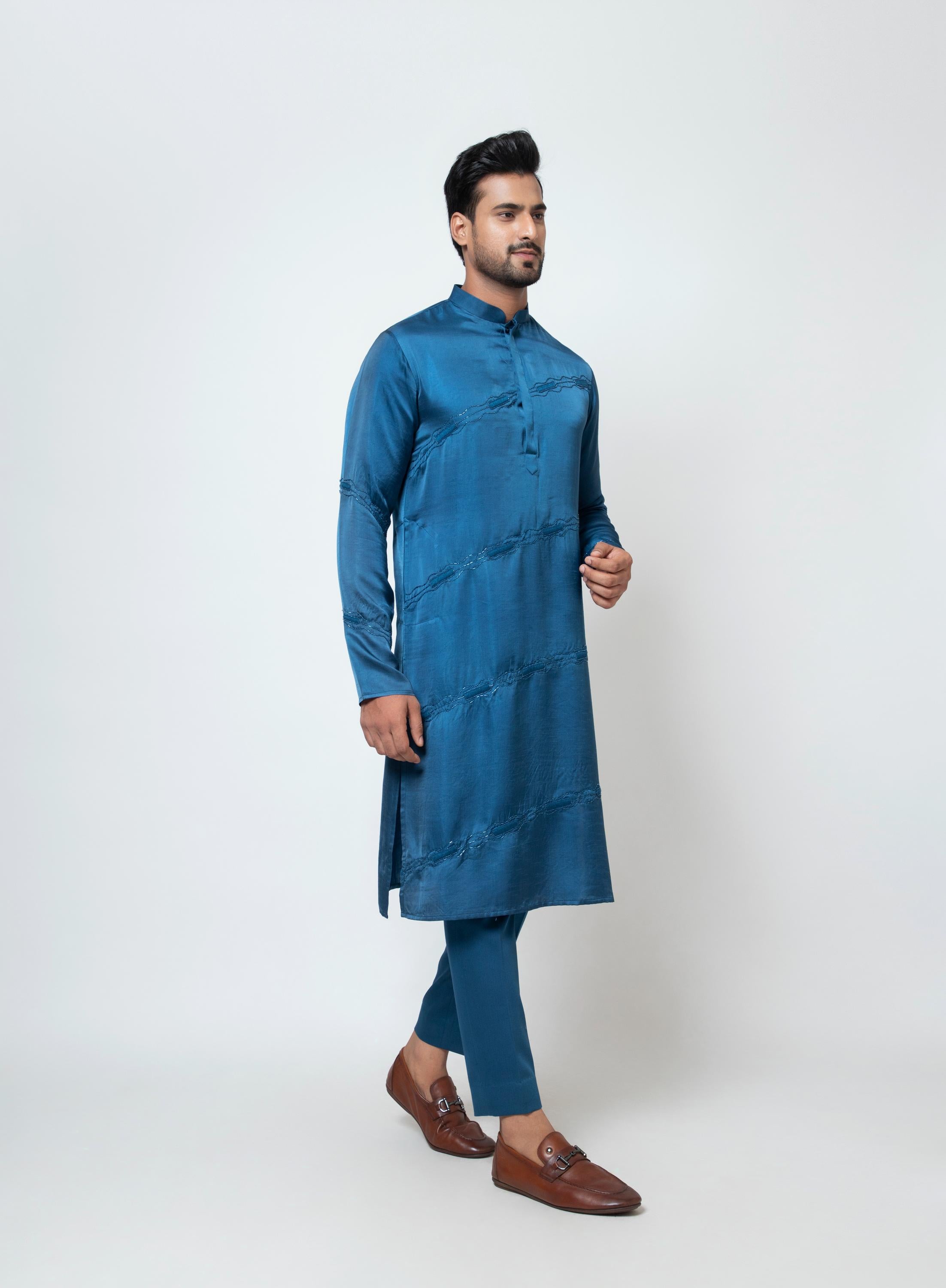 NAVY NUANCE KURTA SET