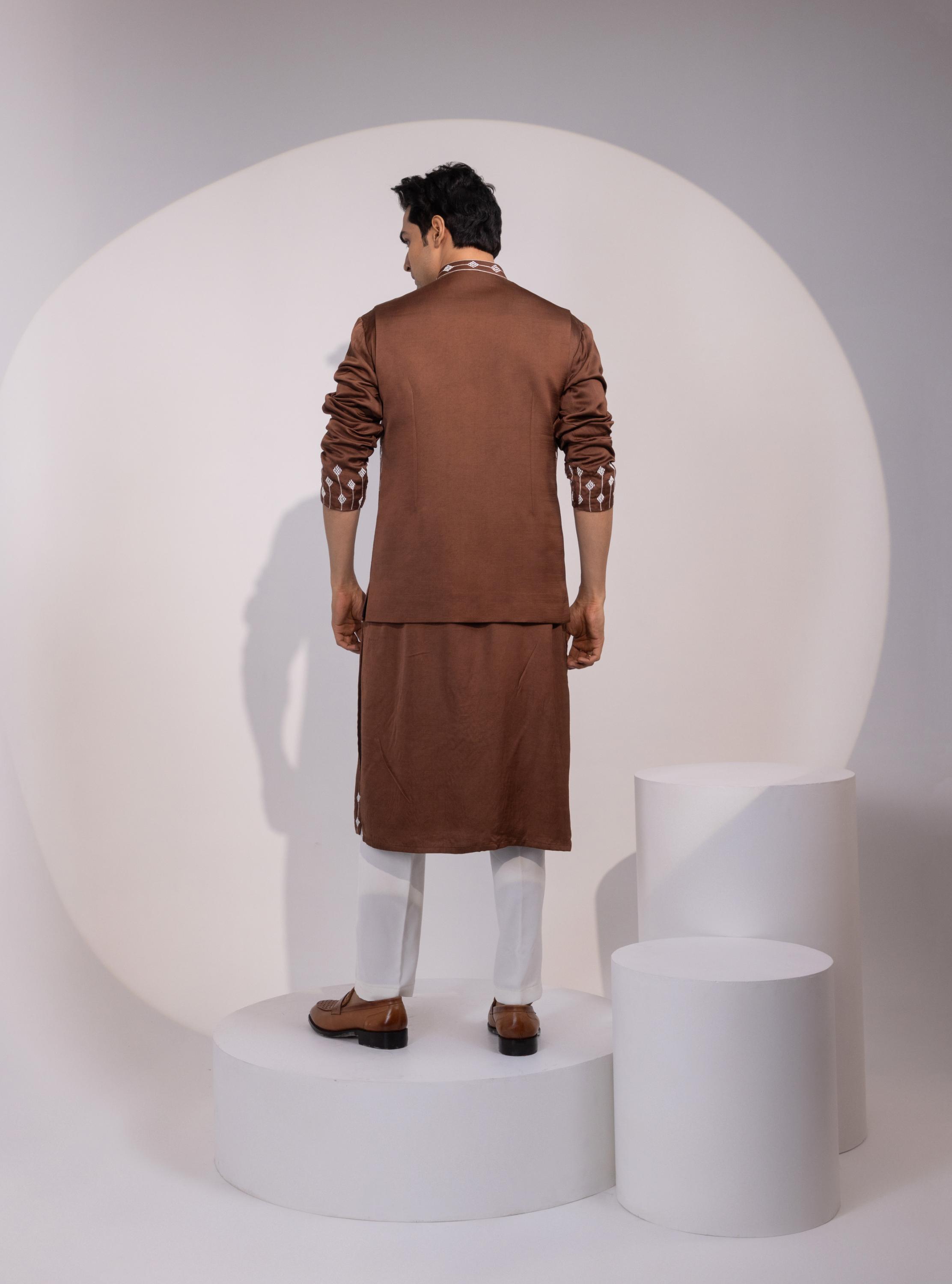 Brown Geometric
