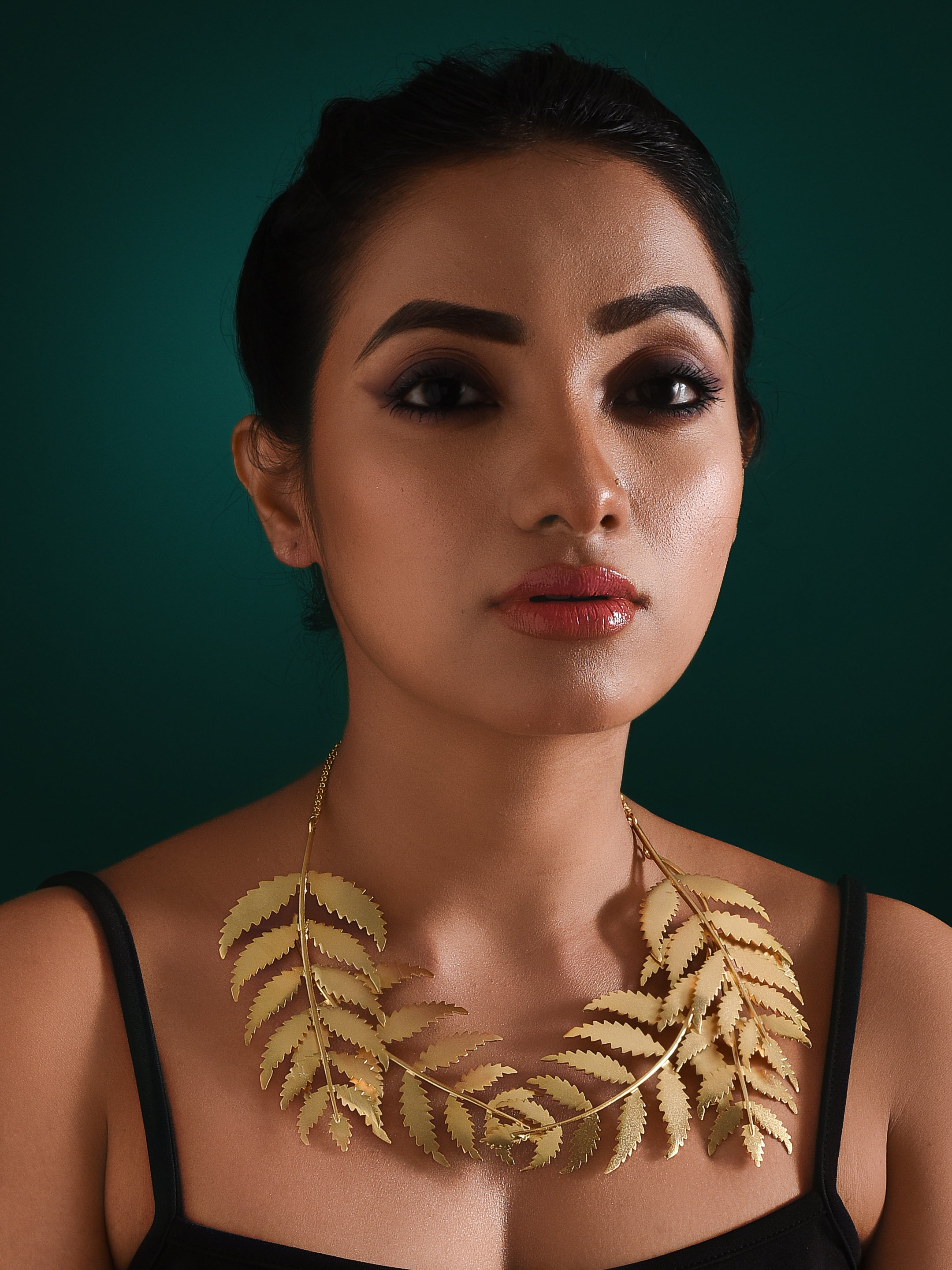 Lush Leaf Statement neck Piece