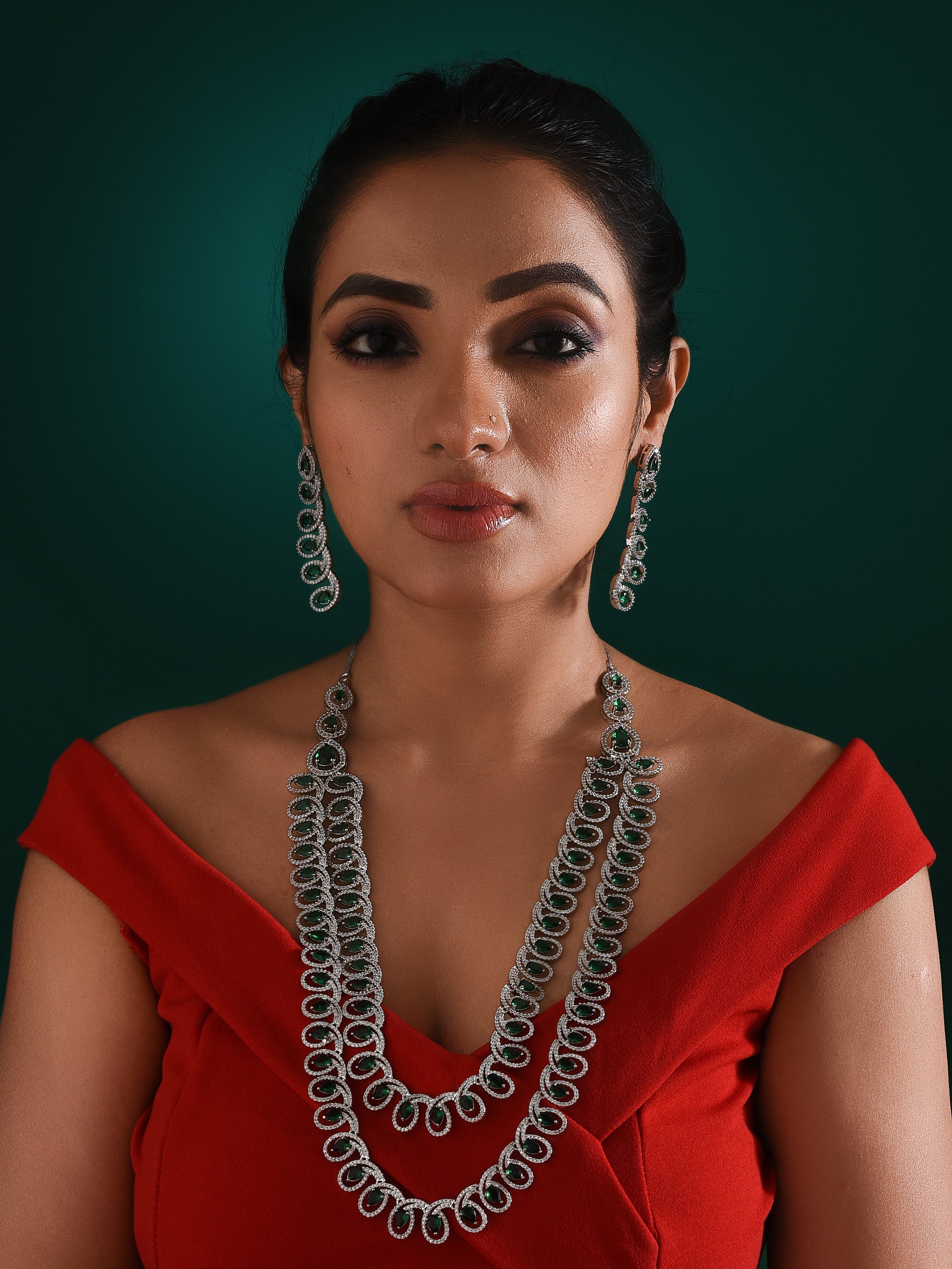 Glistening Grace green necklace set