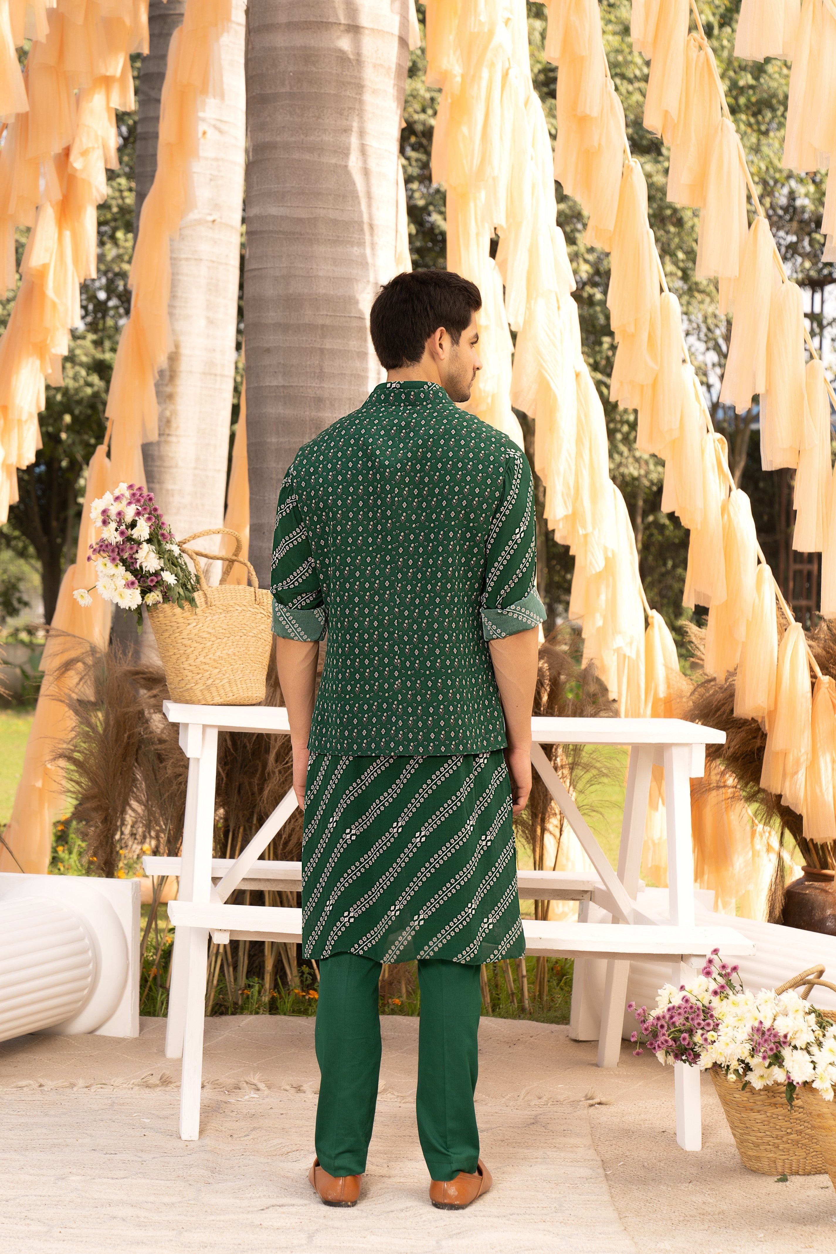 Bottle green printed bundi set