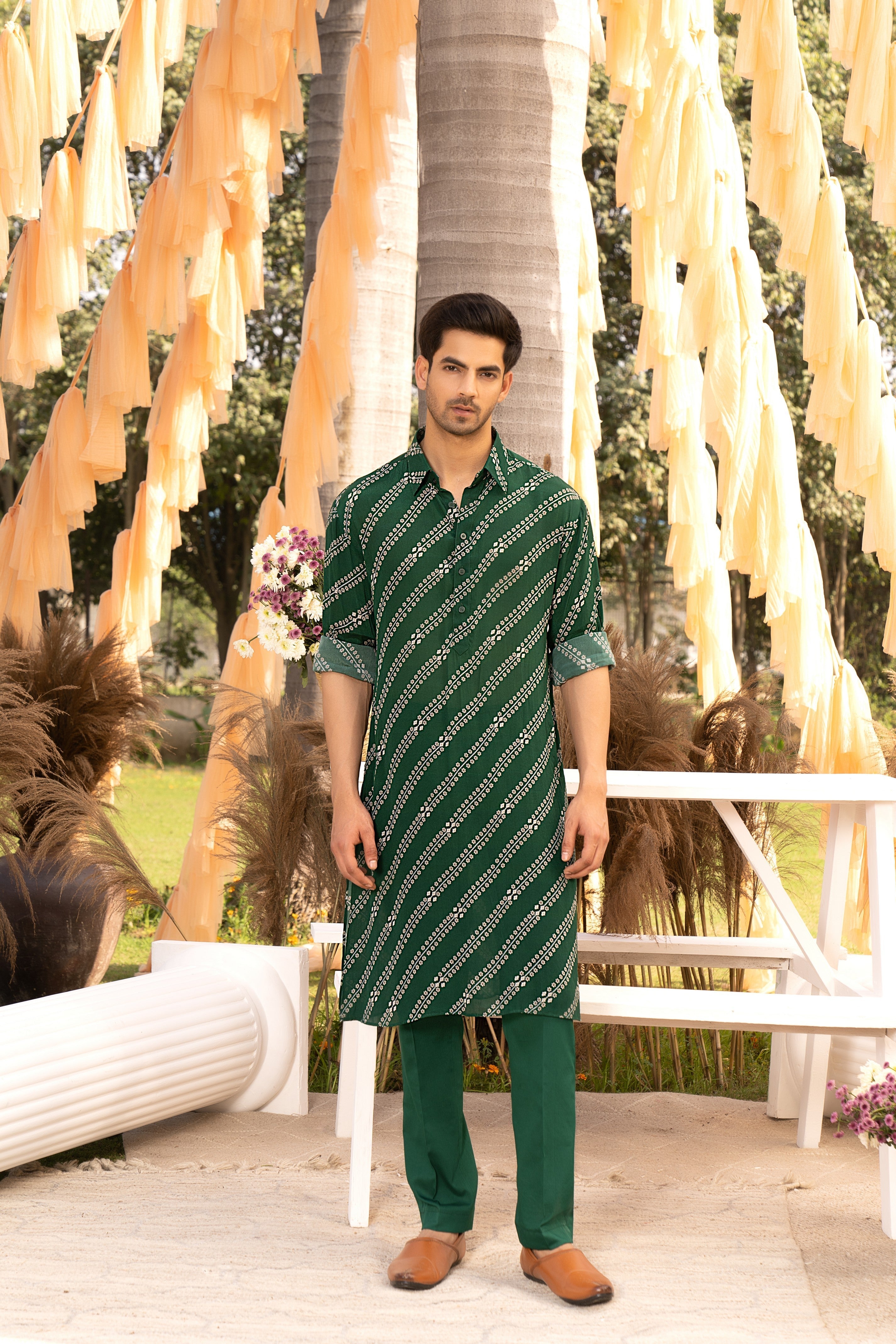 Bottle green printed kurta set