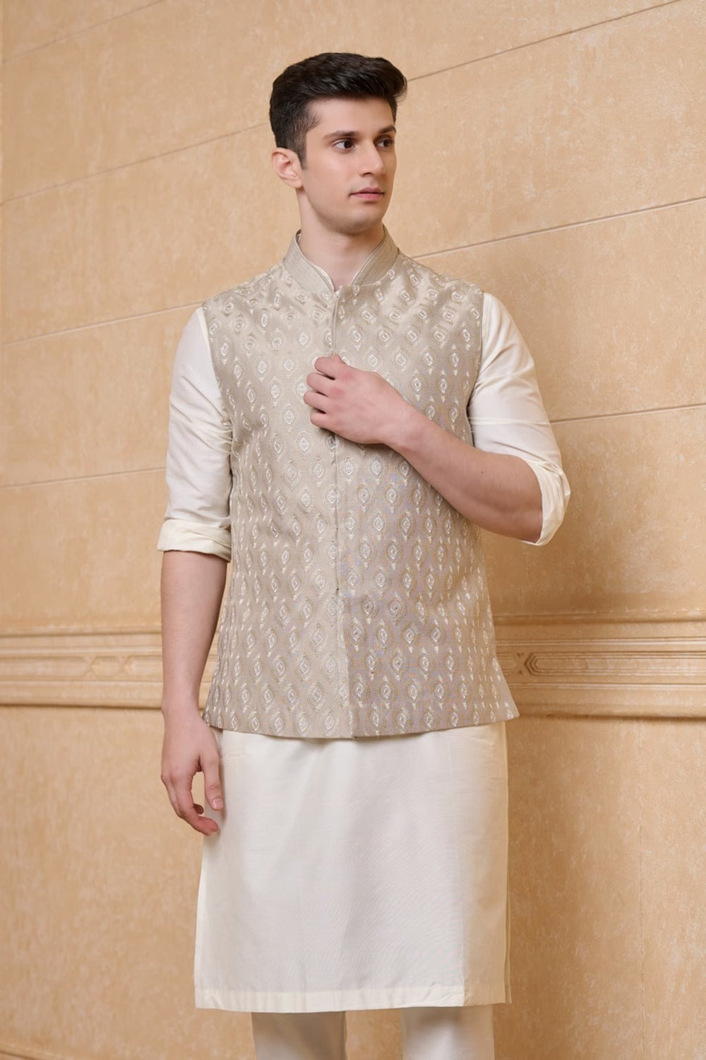 Silver Embroidered Bundi