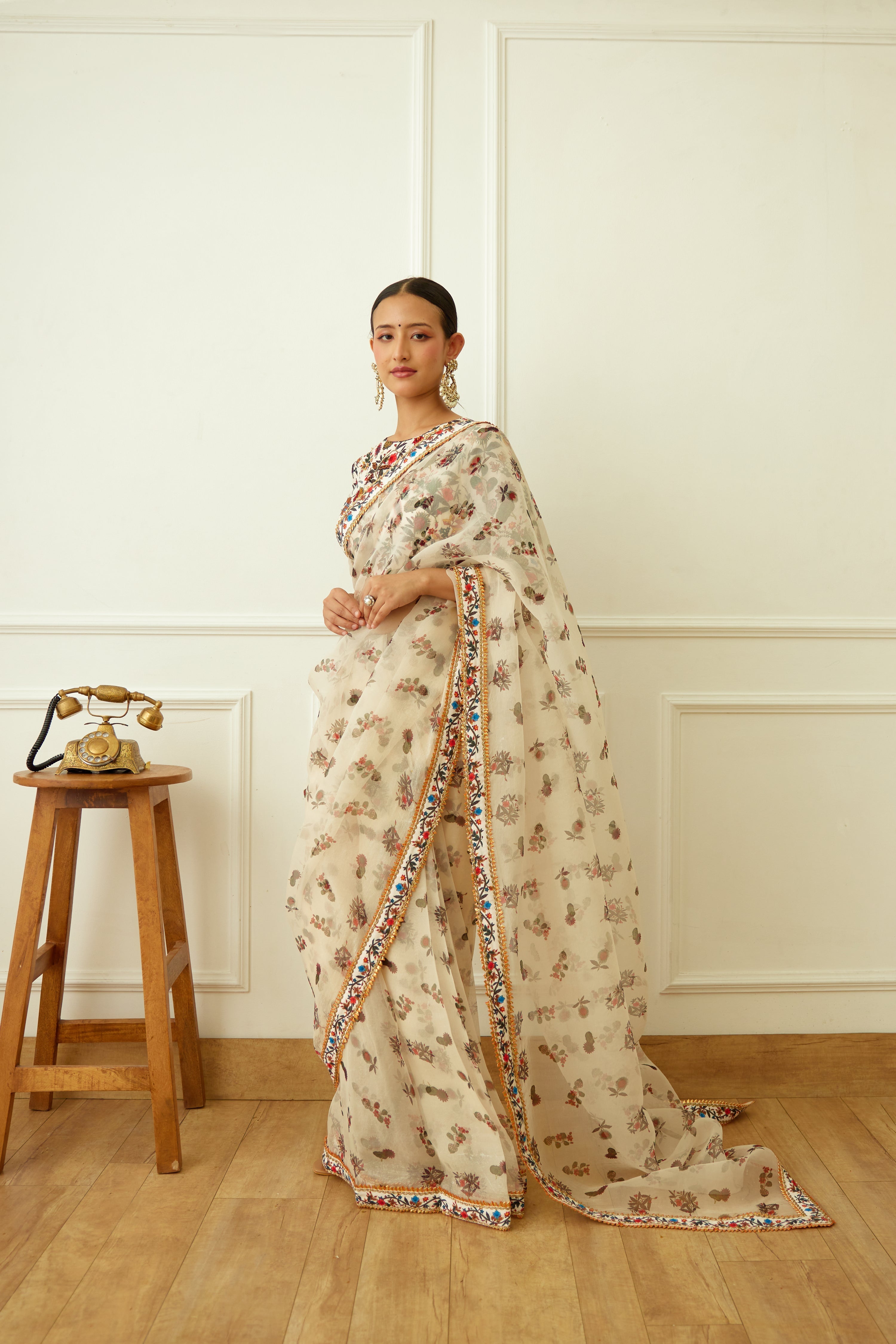 Ivory Kohinoor Jaal Pure Silk Organza Saree